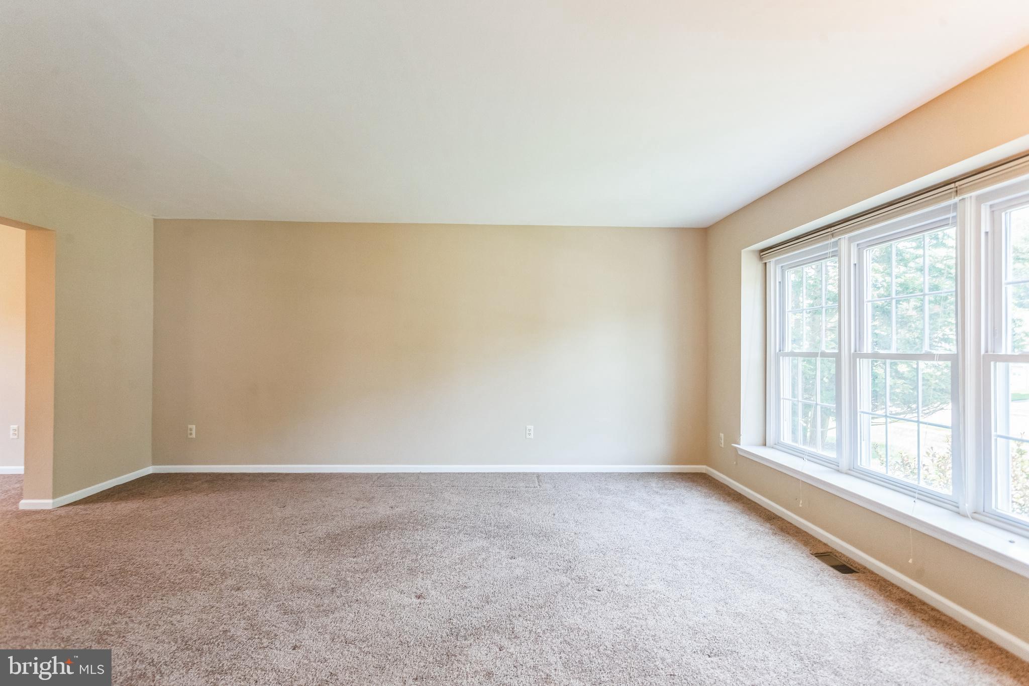 403 MAHOGANY COURT