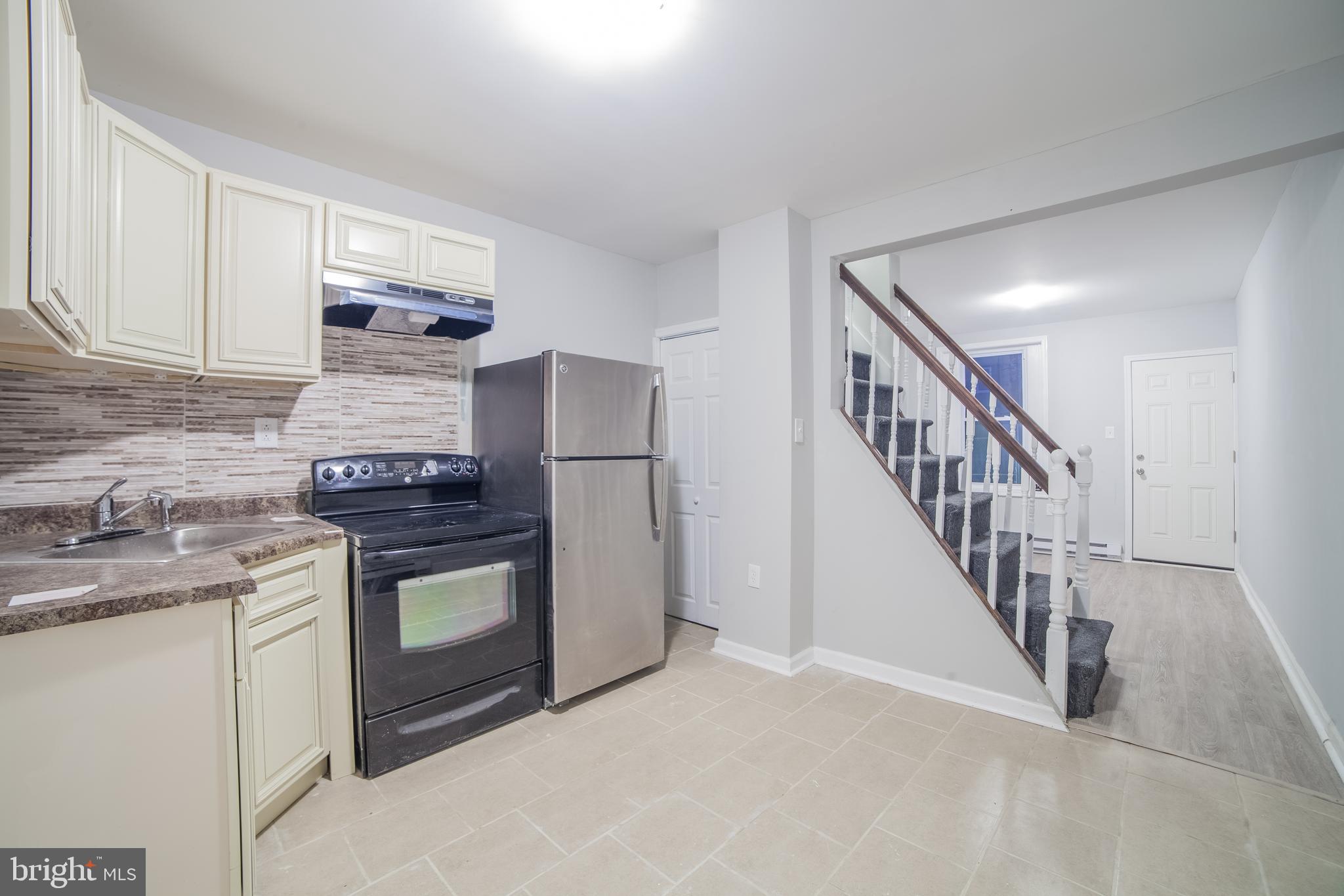 WEST KENSINGTON - Residential Lease