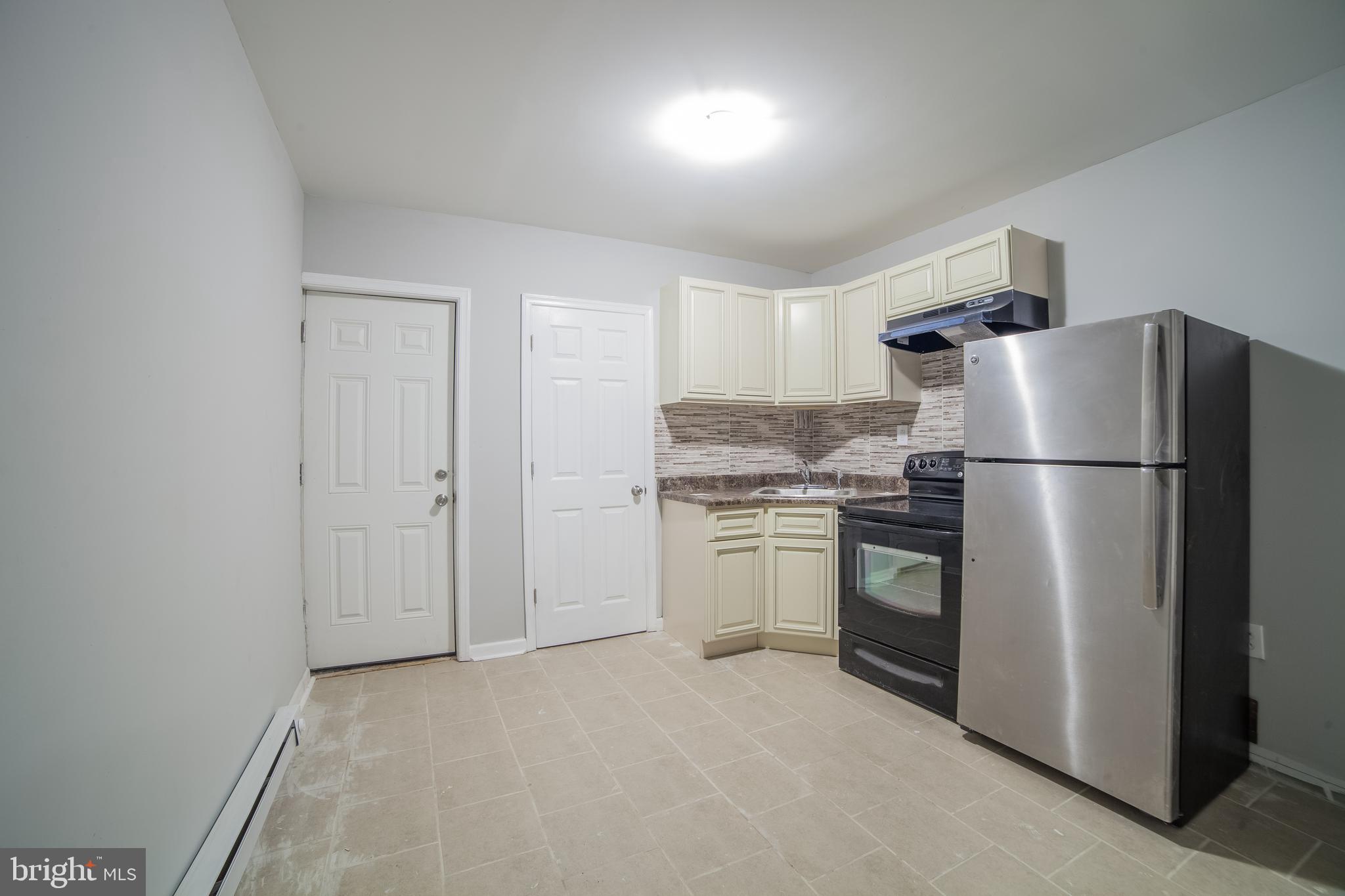 WEST KENSINGTON - Residential Lease