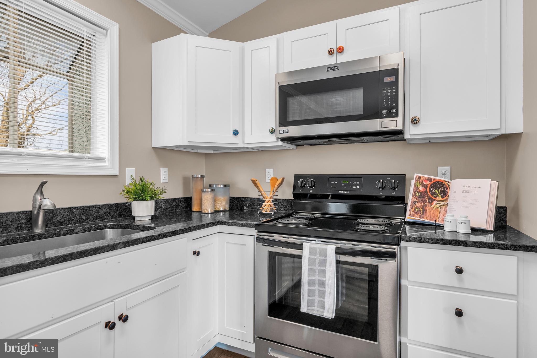 CALVERT TERRACE - Residential