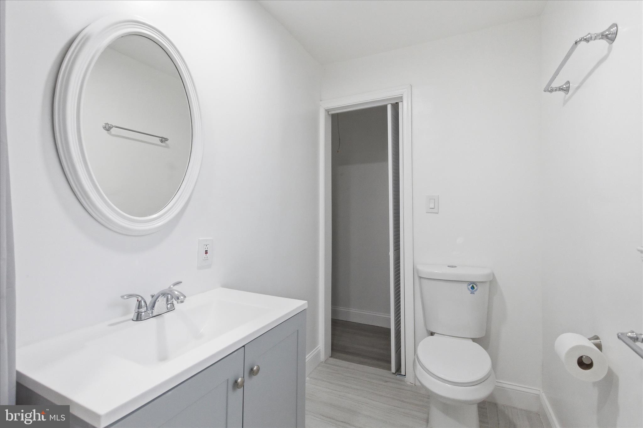 BREEZY POINT - Residential