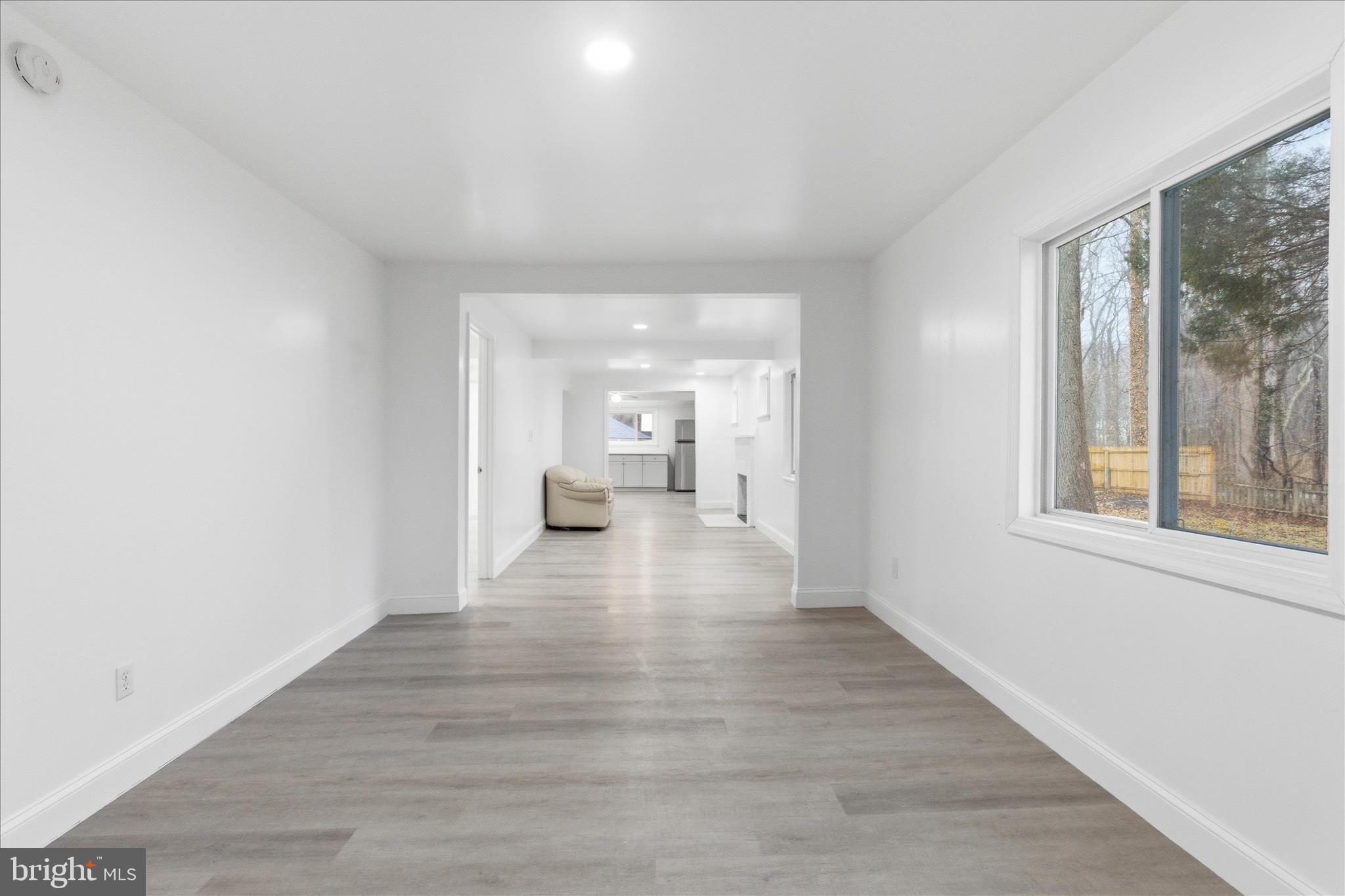 BREEZY POINT - Residential