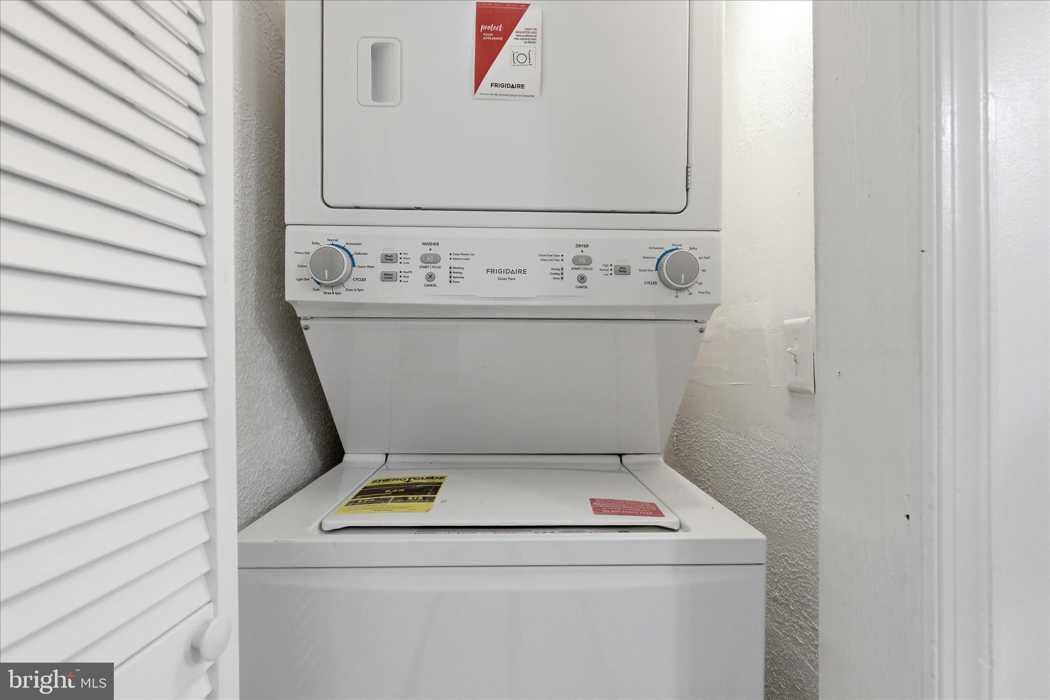 BREEZY POINT - Residential