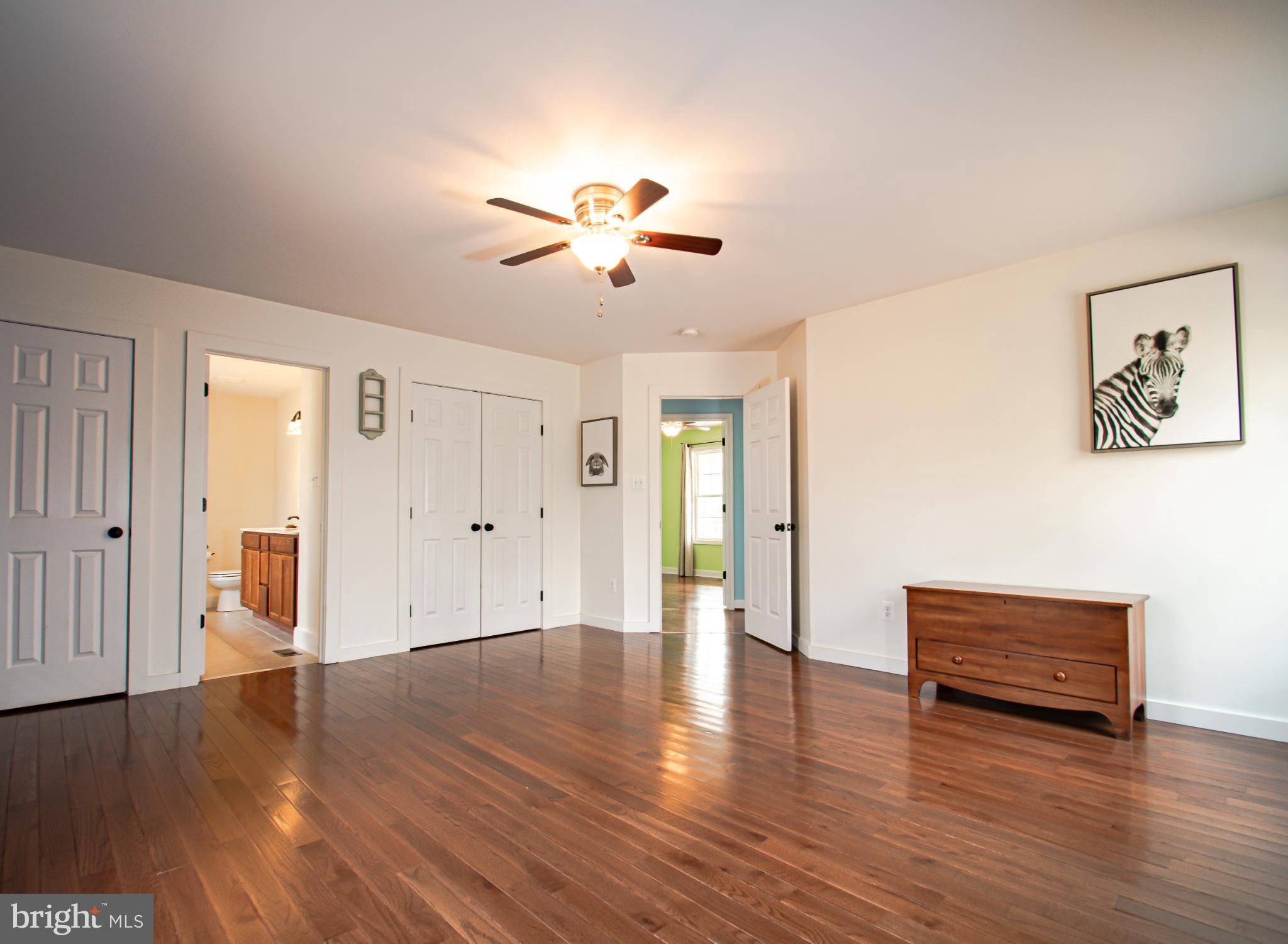 LAKE ANNA WOODS - Residential