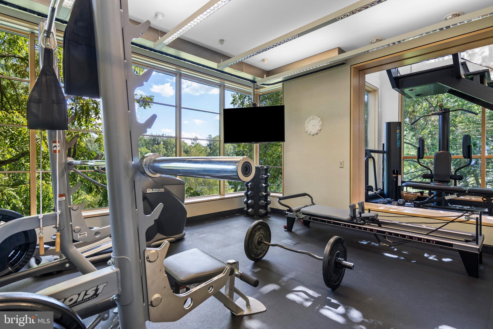 RAVENSCLIFF - Residential