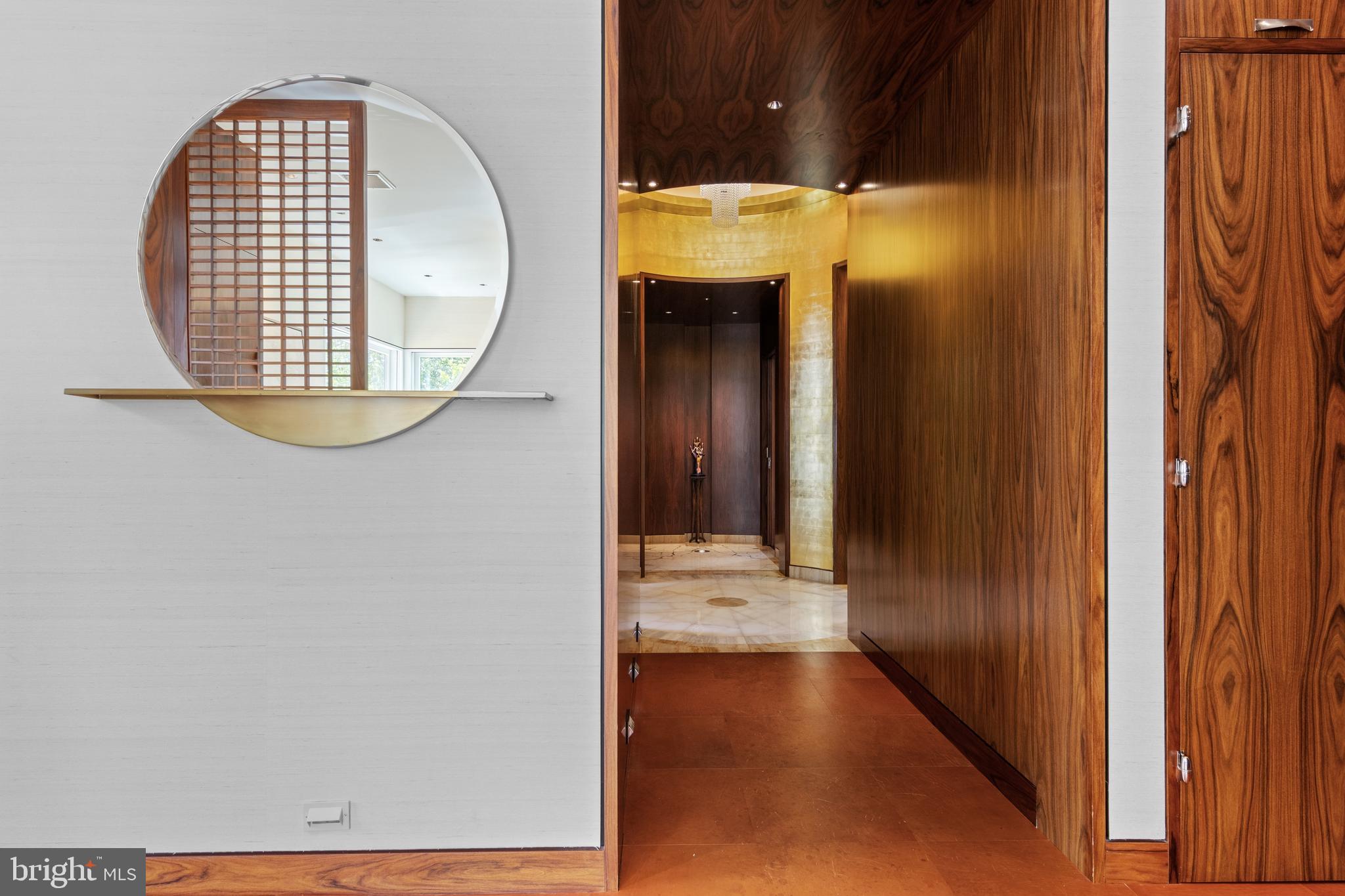 RAVENSCLIFF - Residential