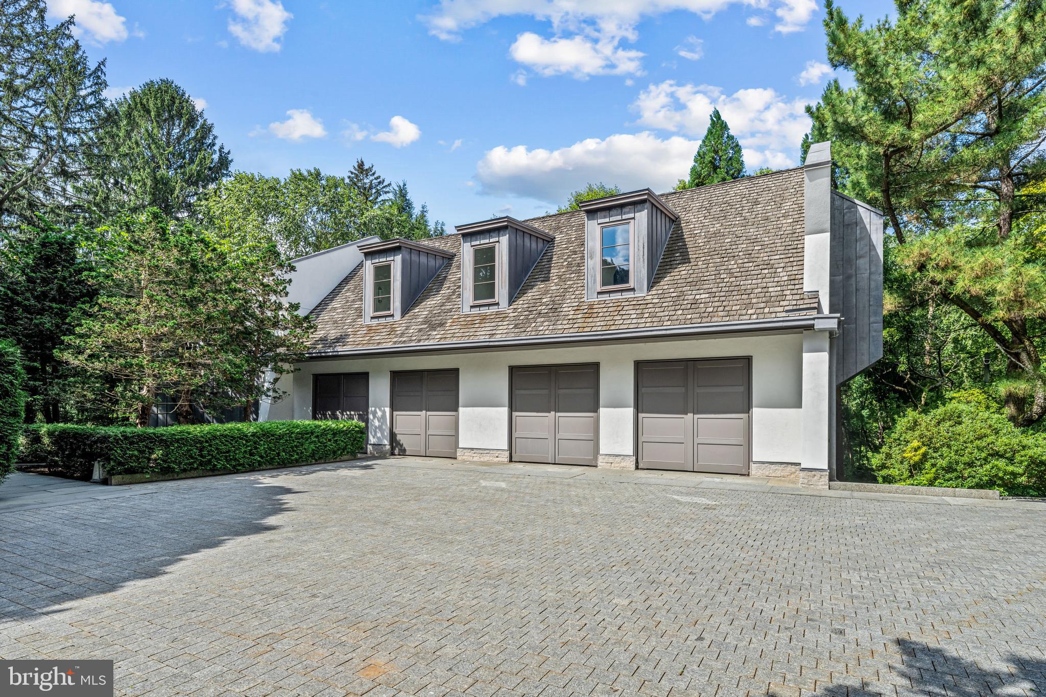 RAVENSCLIFF - Residential