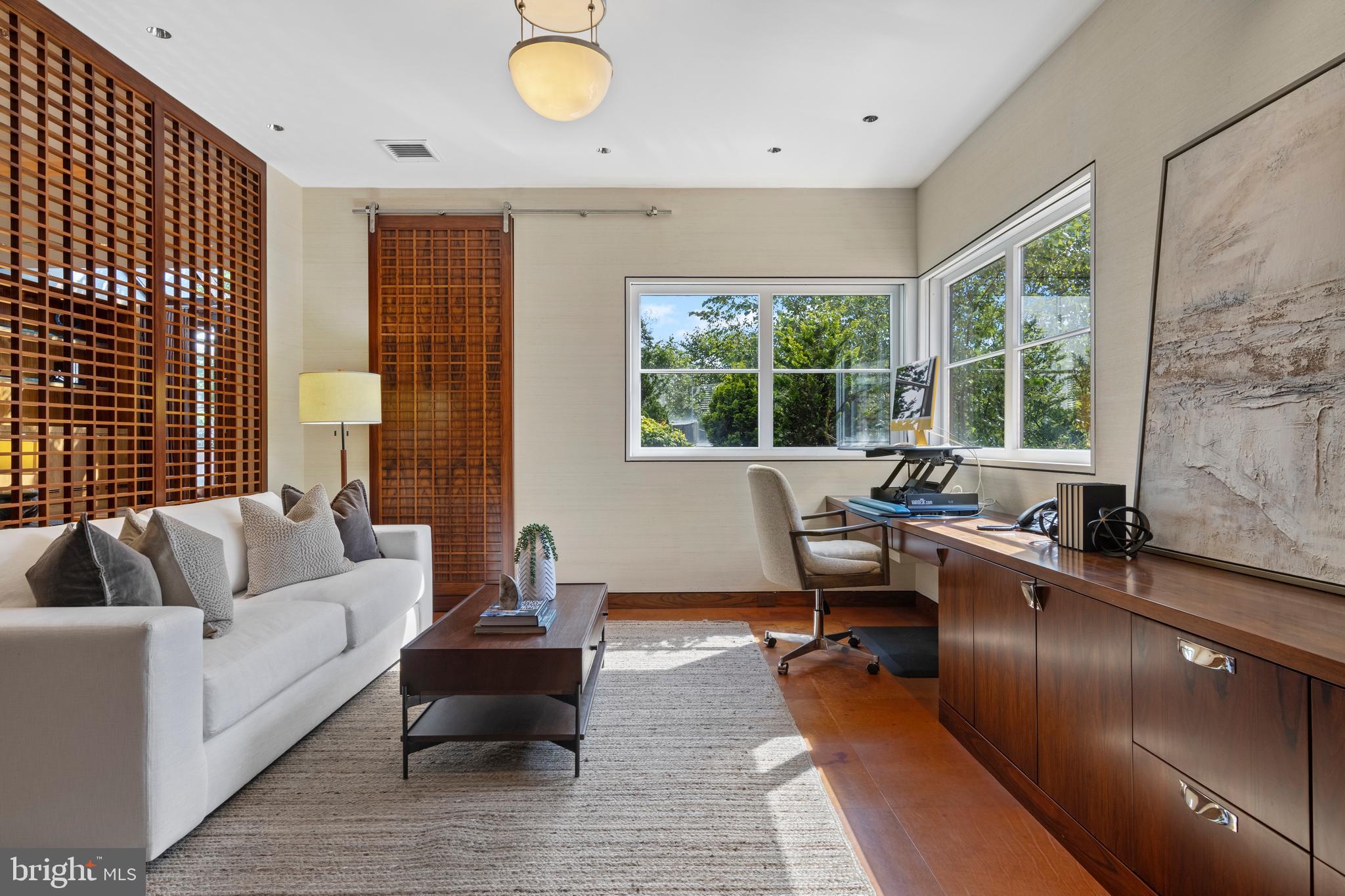 RAVENSCLIFF - Residential