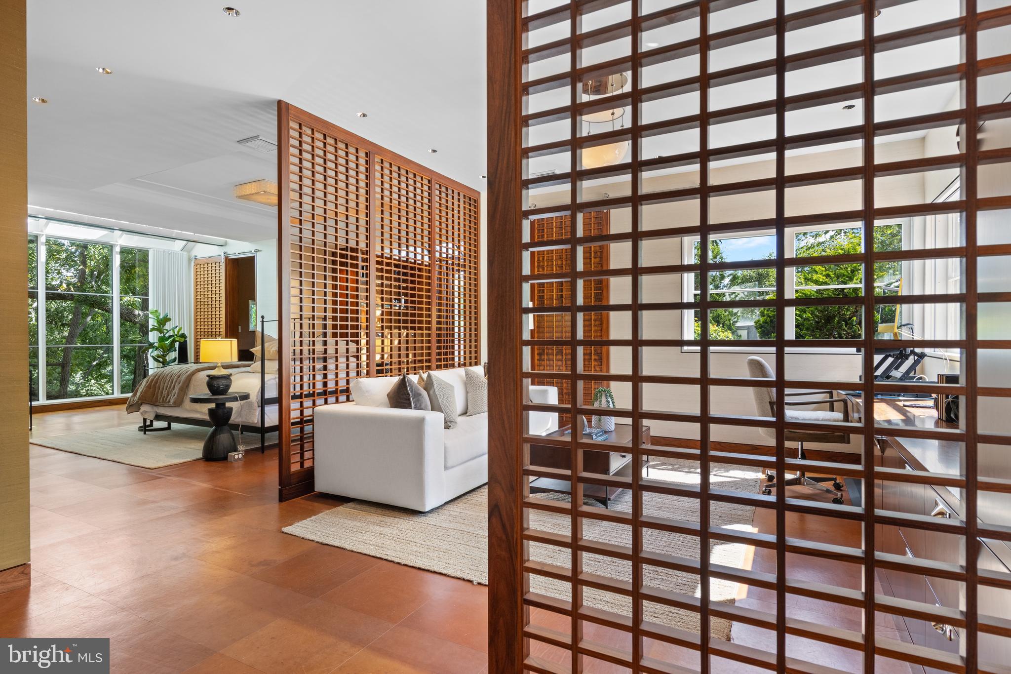 RAVENSCLIFF - Residential