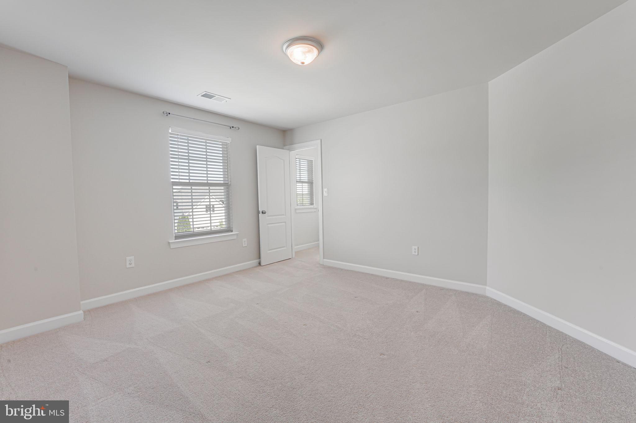 HILLS OF AQUIA - Residential