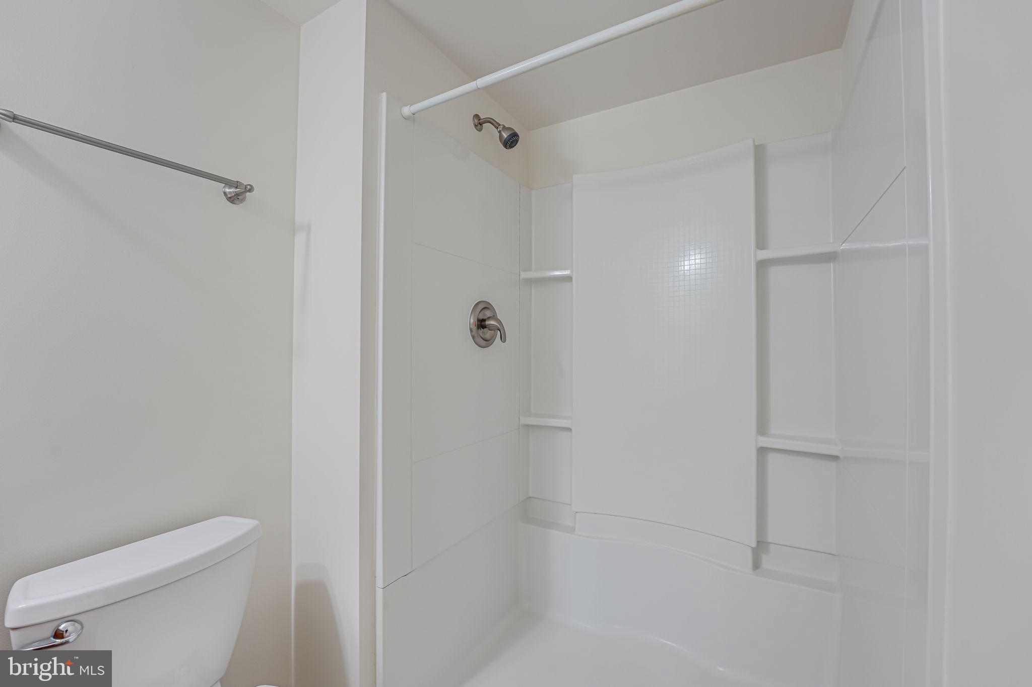 HILLS OF AQUIA - Residential