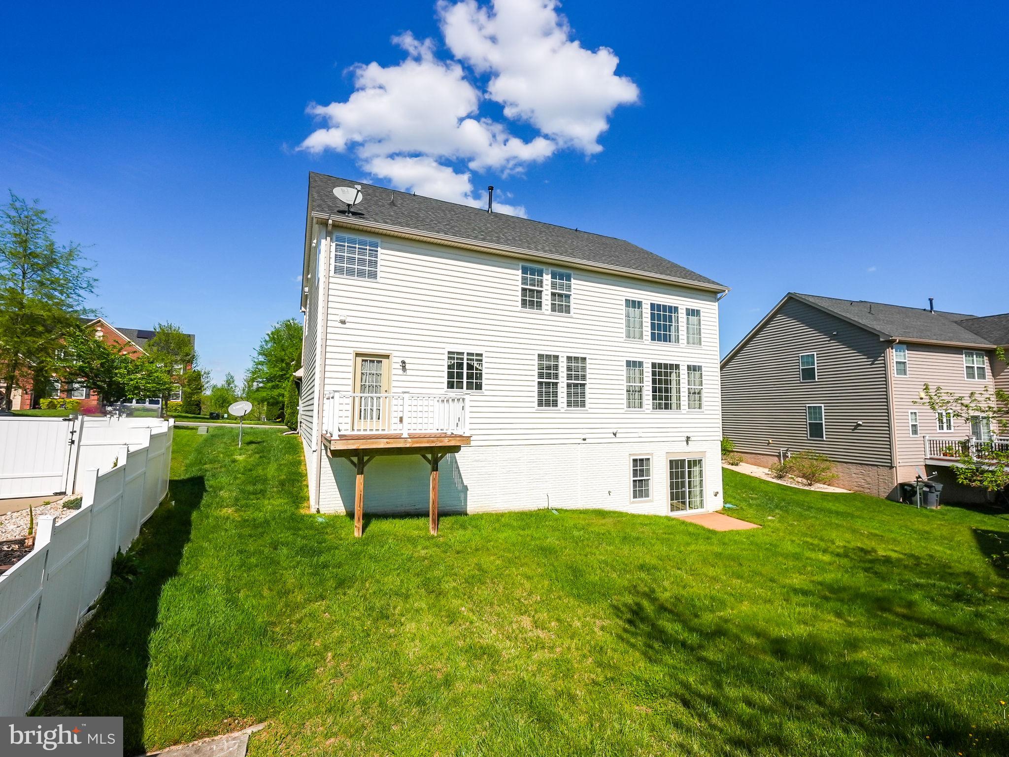 HILLS OF AQUIA - Residential