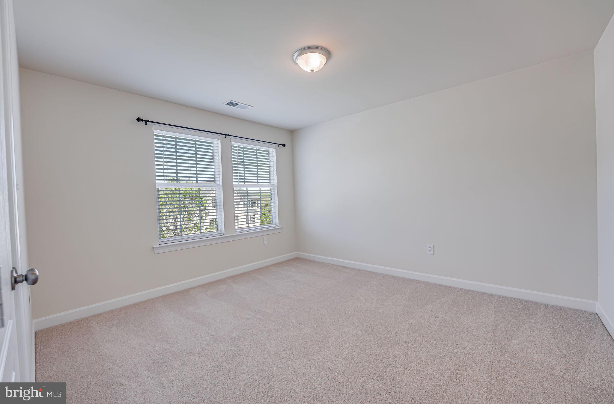 HILLS OF AQUIA - Residential