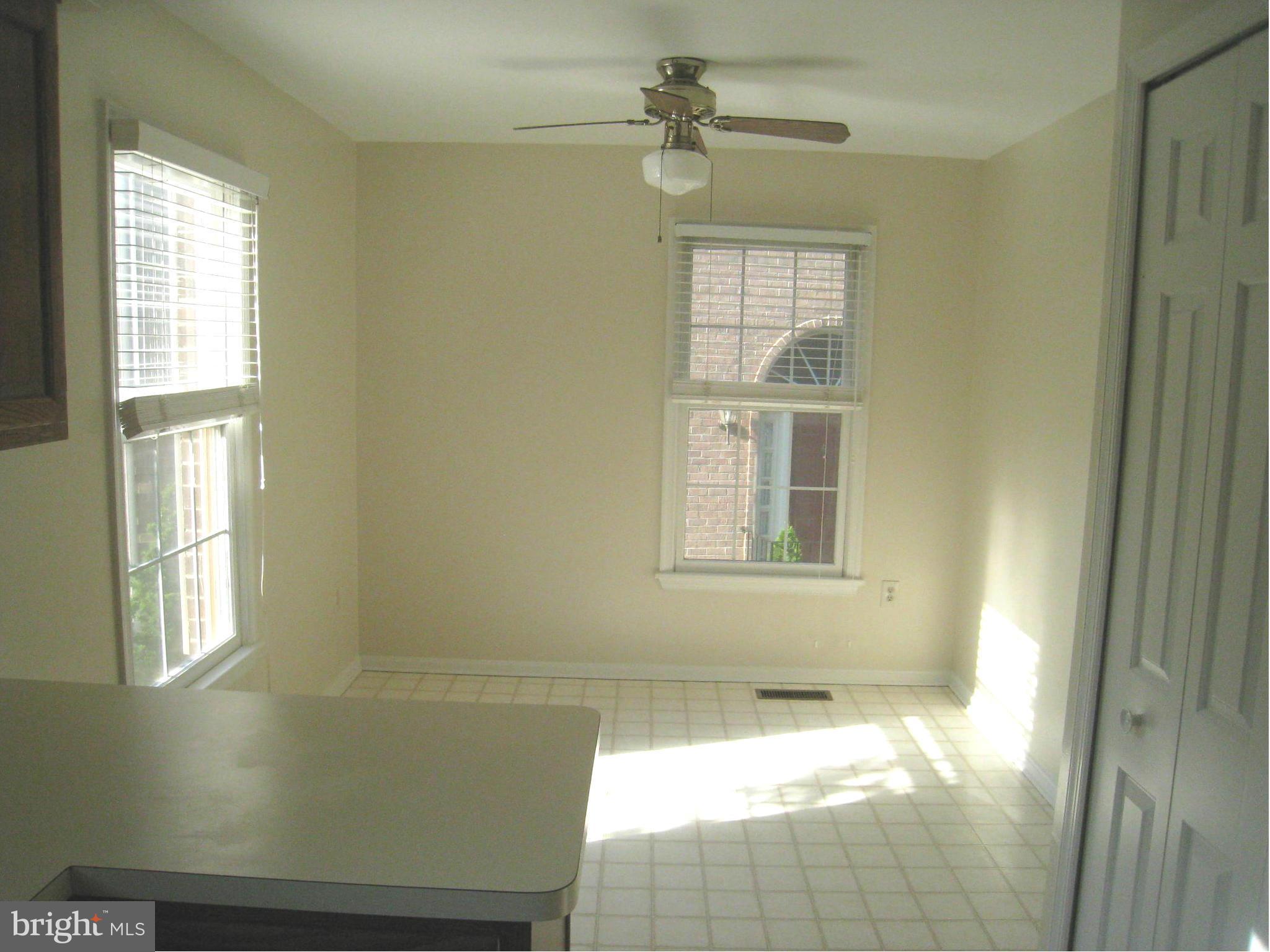 KINGSTOWNE - Residential Lease