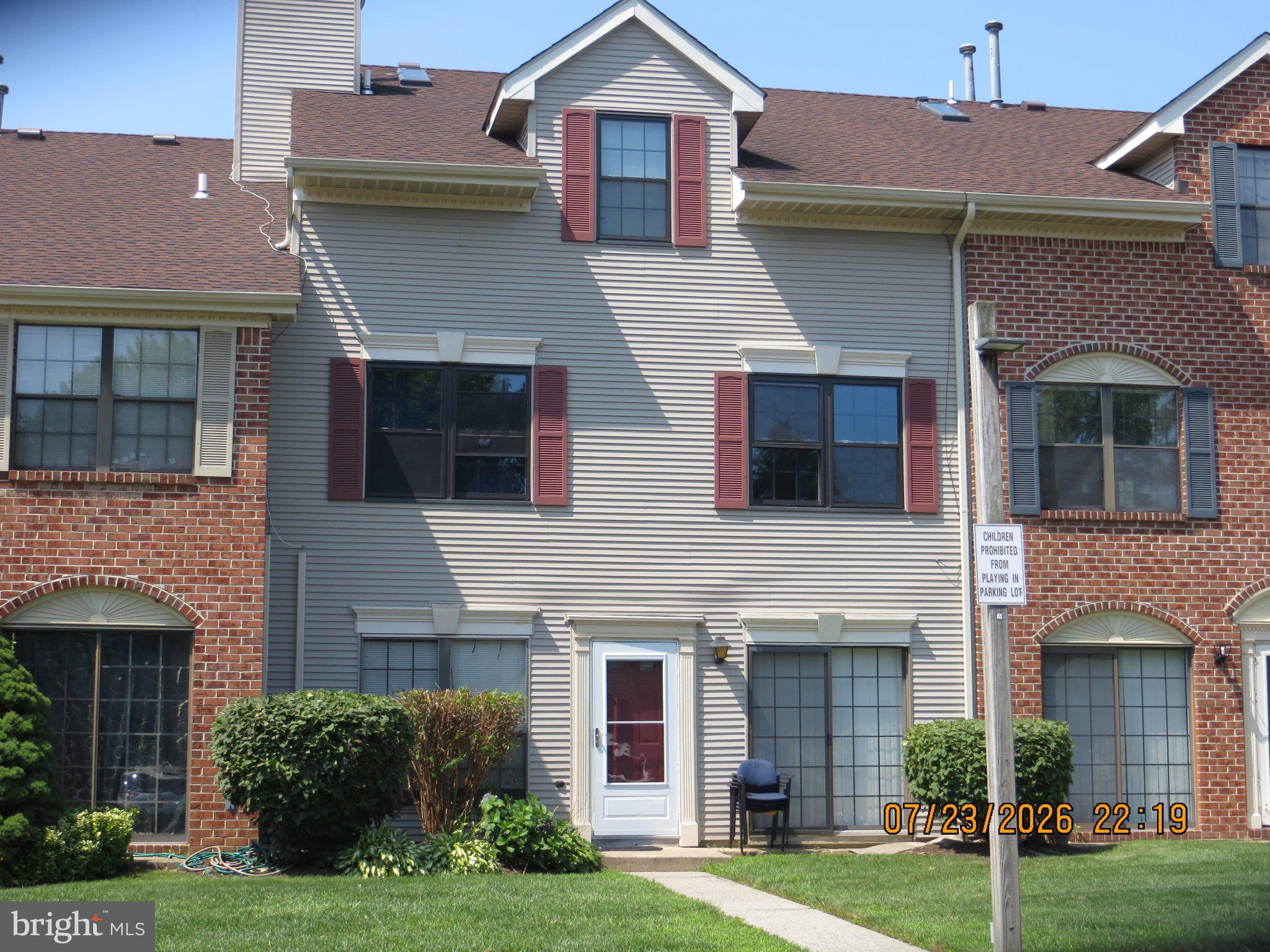 99 ONEILL COURT