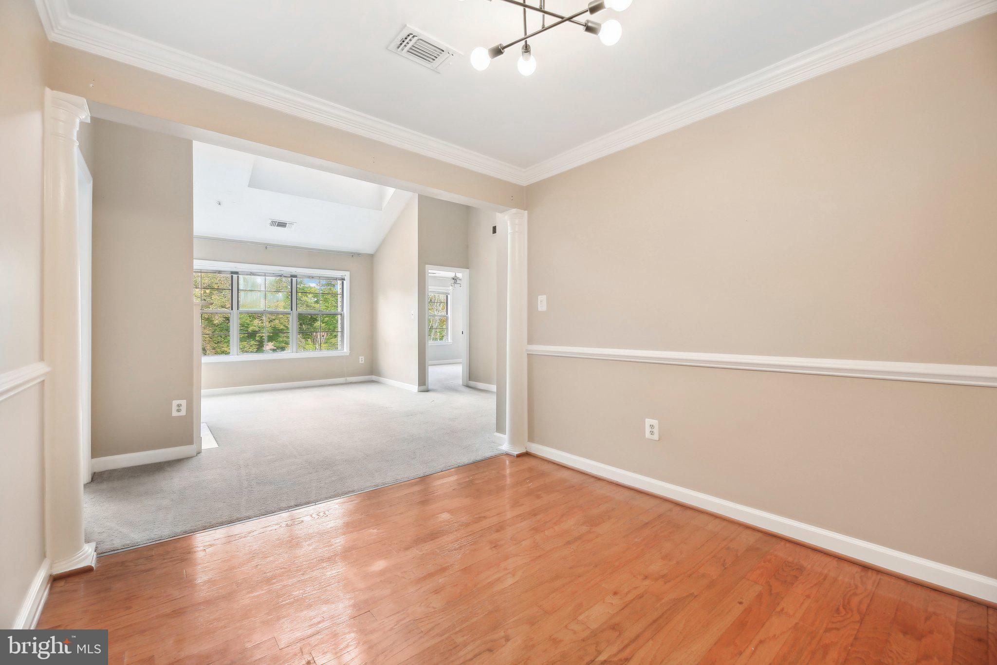 FALLS GABLE - Residential