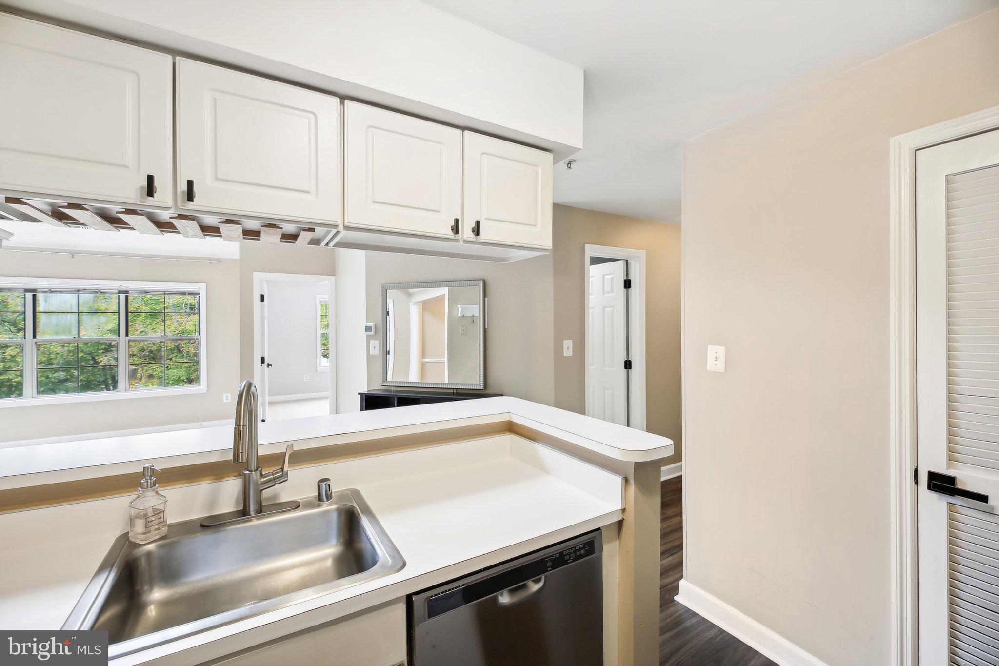 FALLS GABLE - Residential