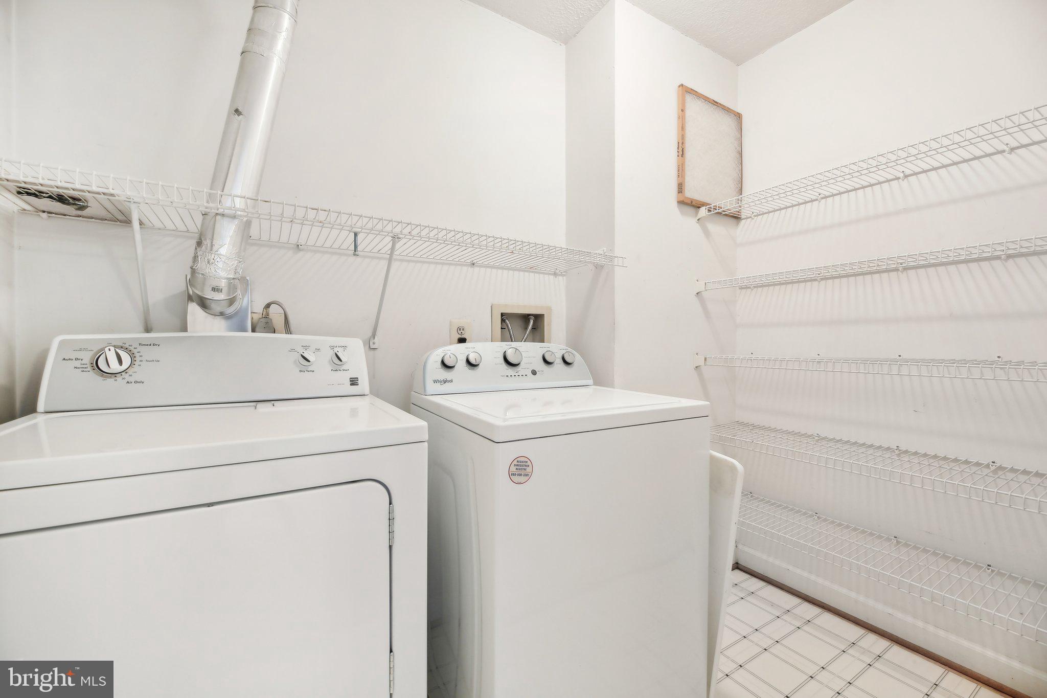 FALLS GABLE - Residential