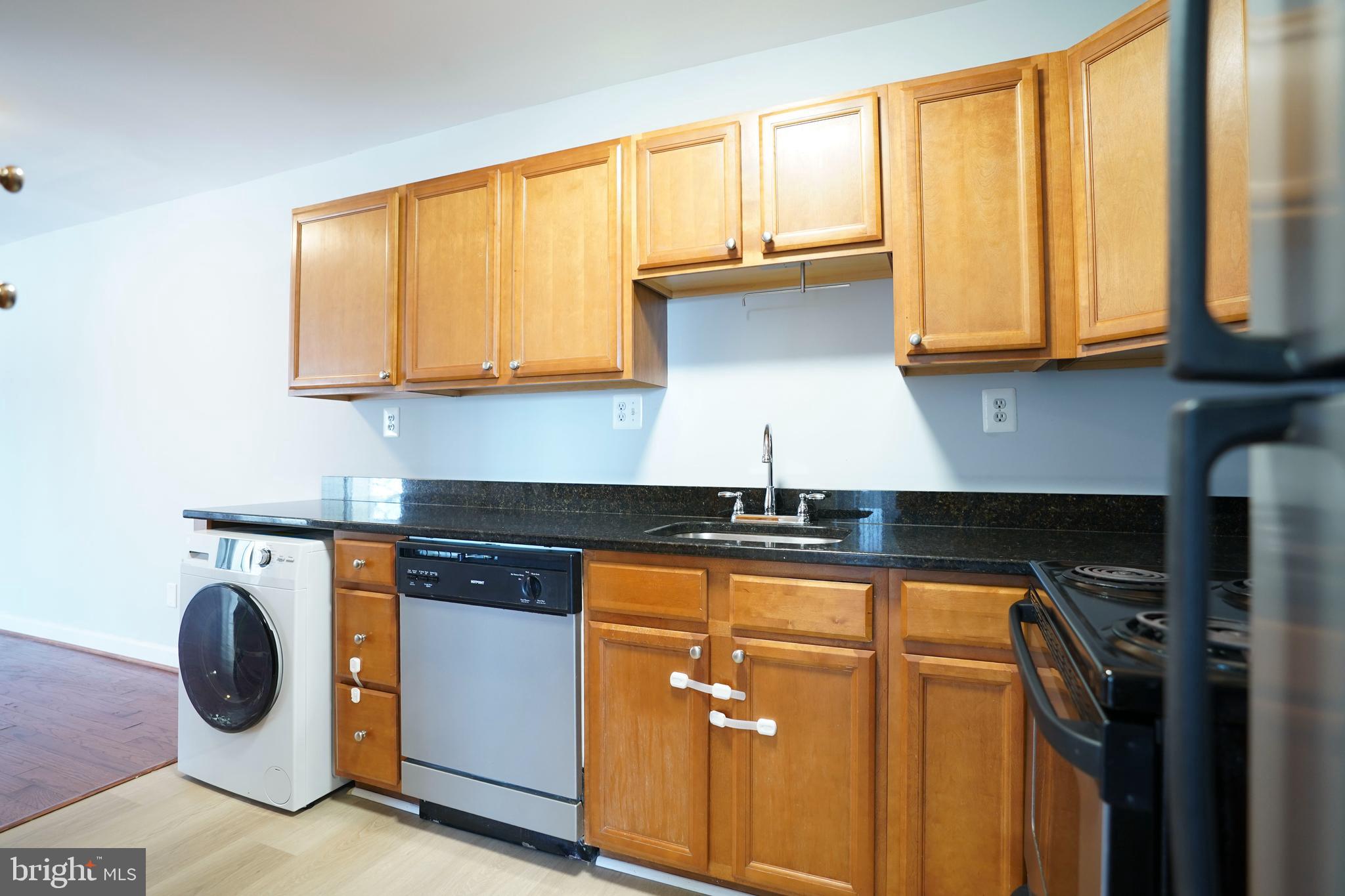 1003 MARCY AVENUE B302