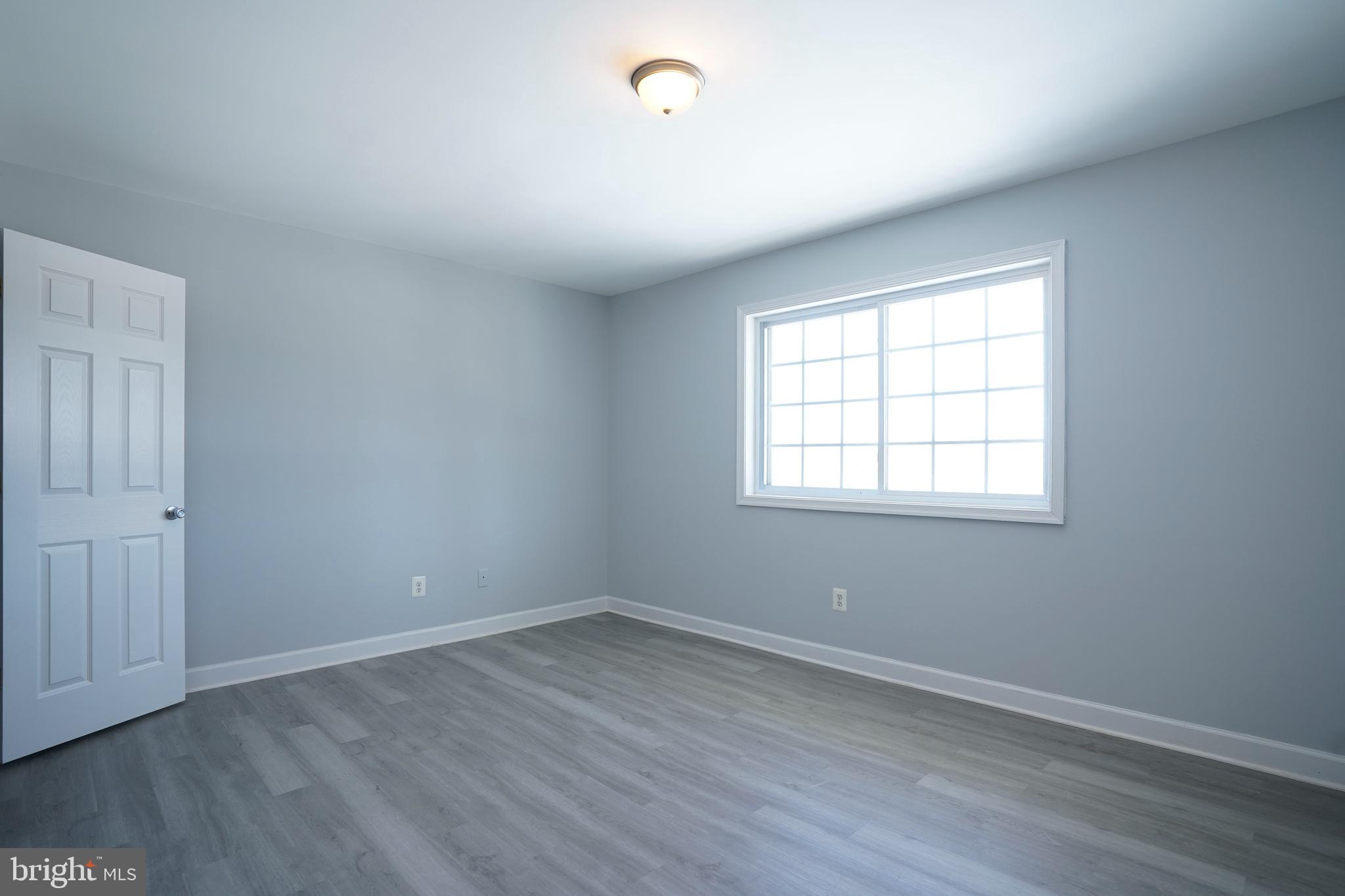 HARBOUR TERRACE CONDOMINIUMS - Residential