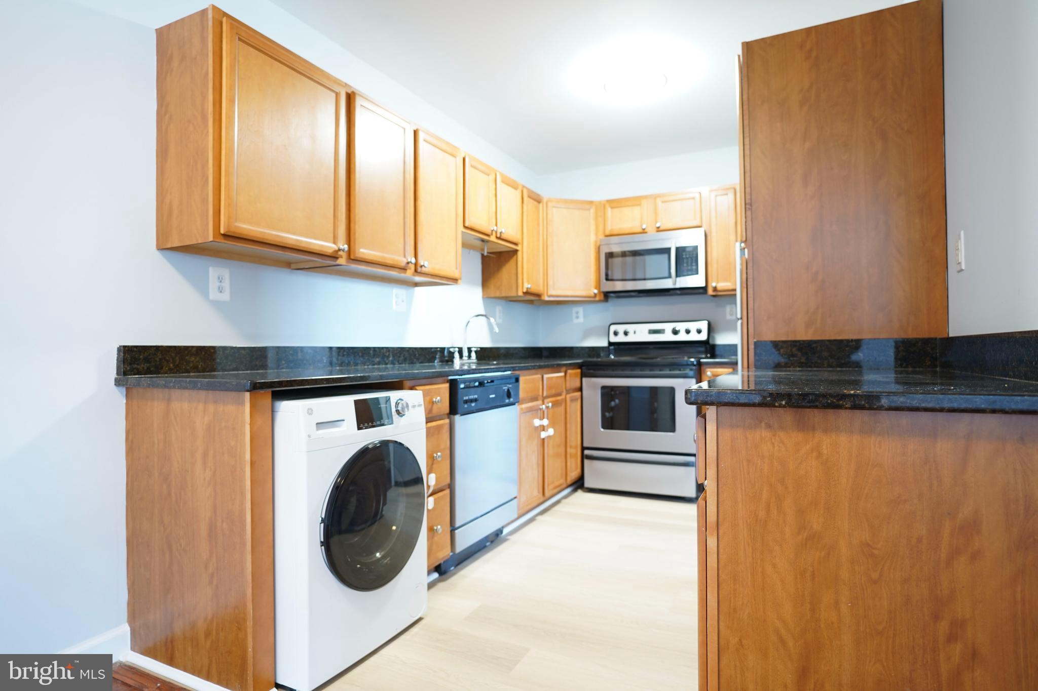 HARBOUR TERRACE CONDOMINIUMS - Residential