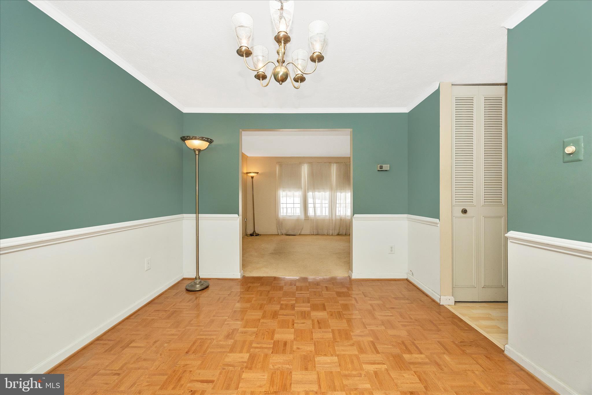 HILLCREST ORCHARDS - Residential