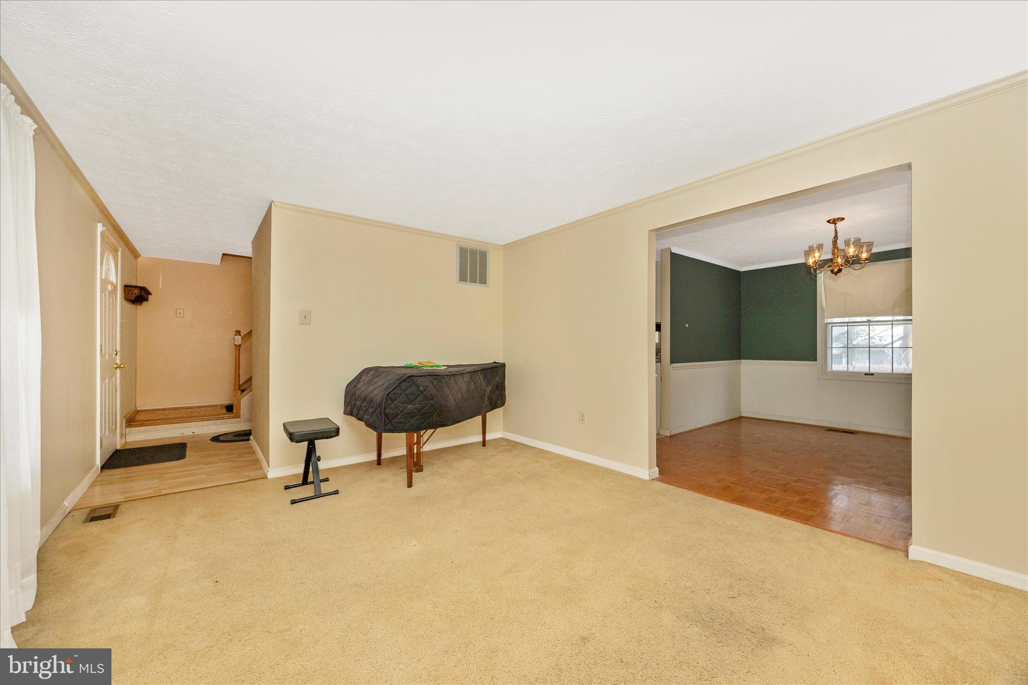 HILLCREST ORCHARDS - Residential