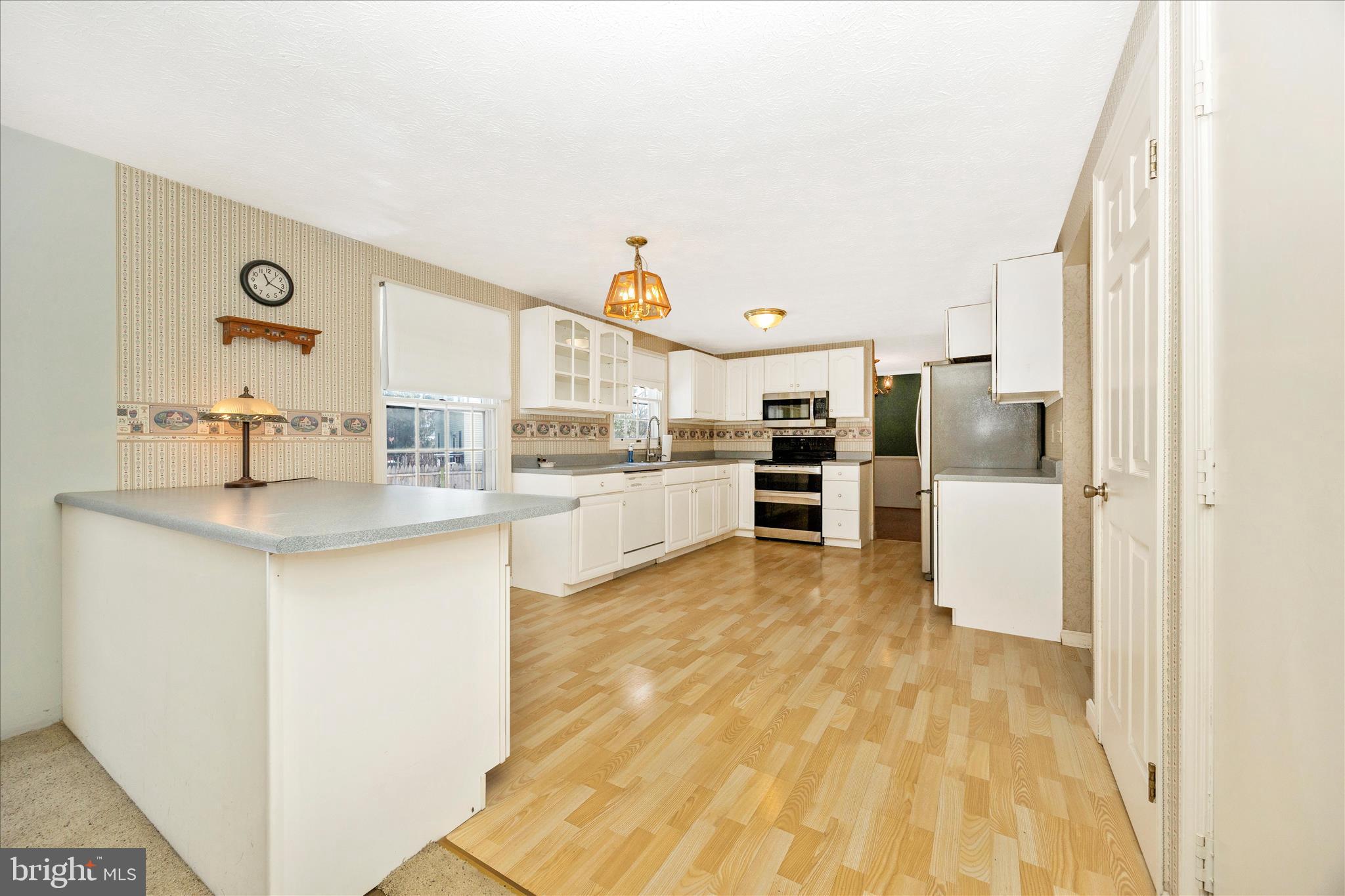 HILLCREST ORCHARDS - Residential