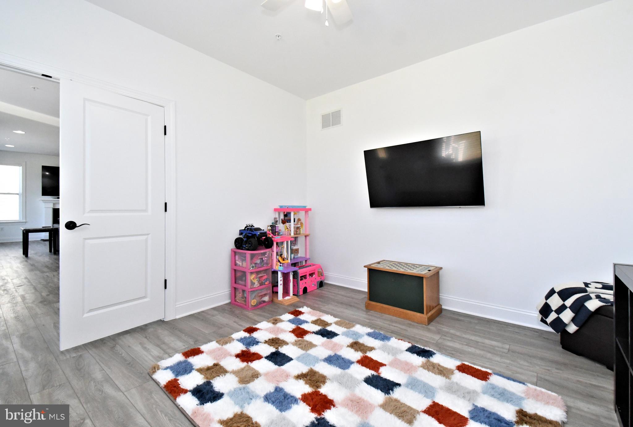 GROVE VALLEY FARM - Residential