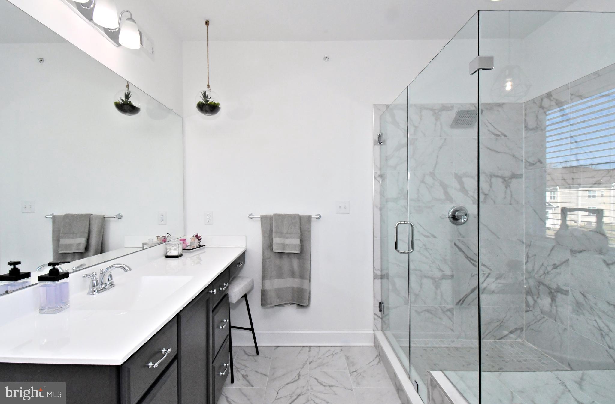 GROVE VALLEY FARM - Residential