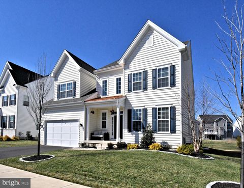 206 GROVE VALLEY COURT CHALFONT PA 18914