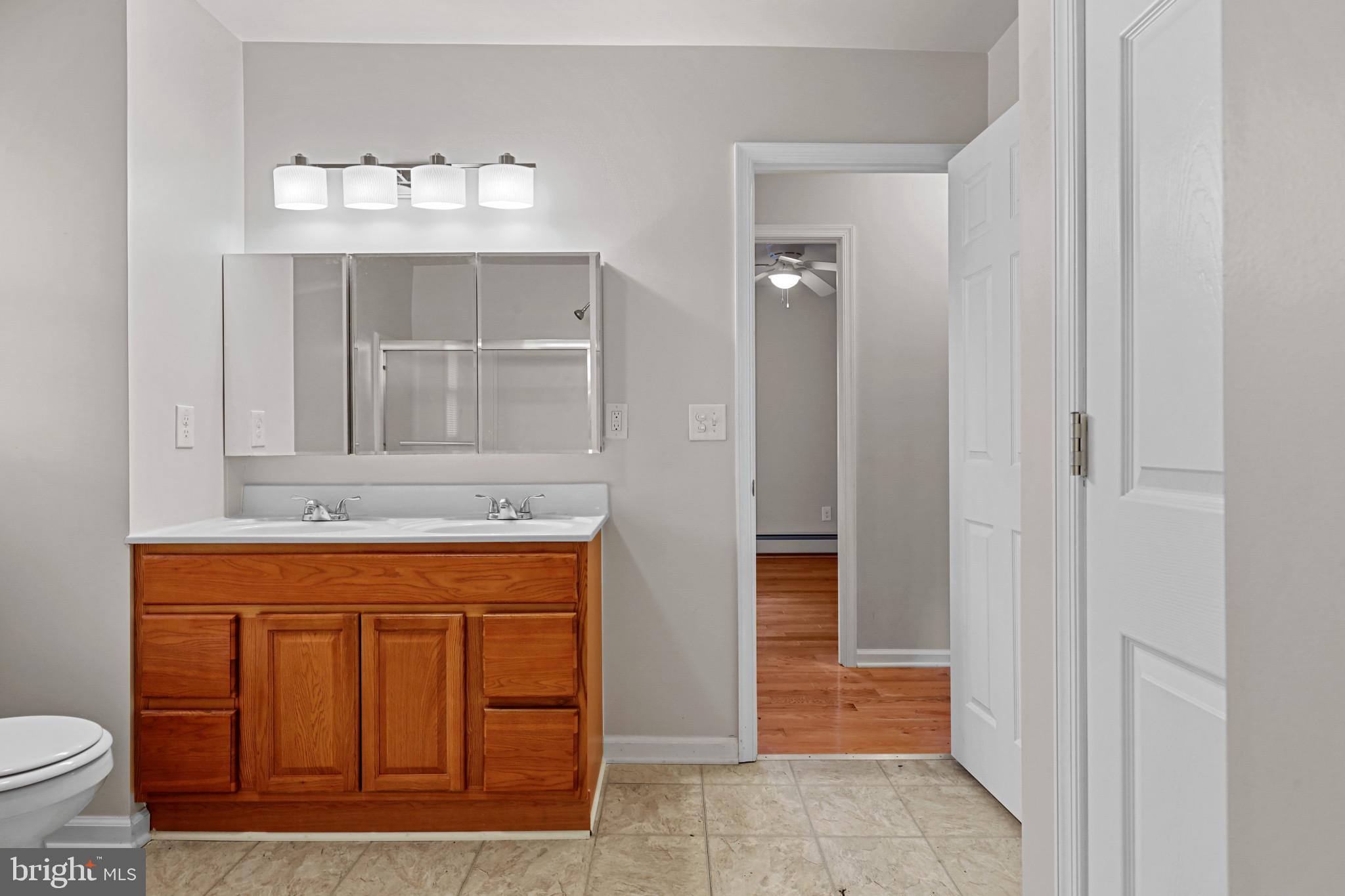 FOREST HILL - Residential