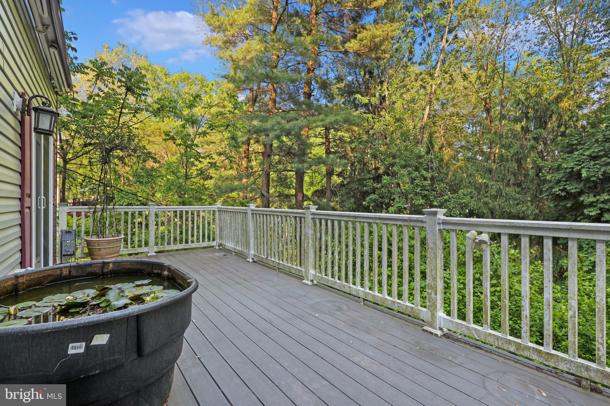 FOREST HILL - Residential