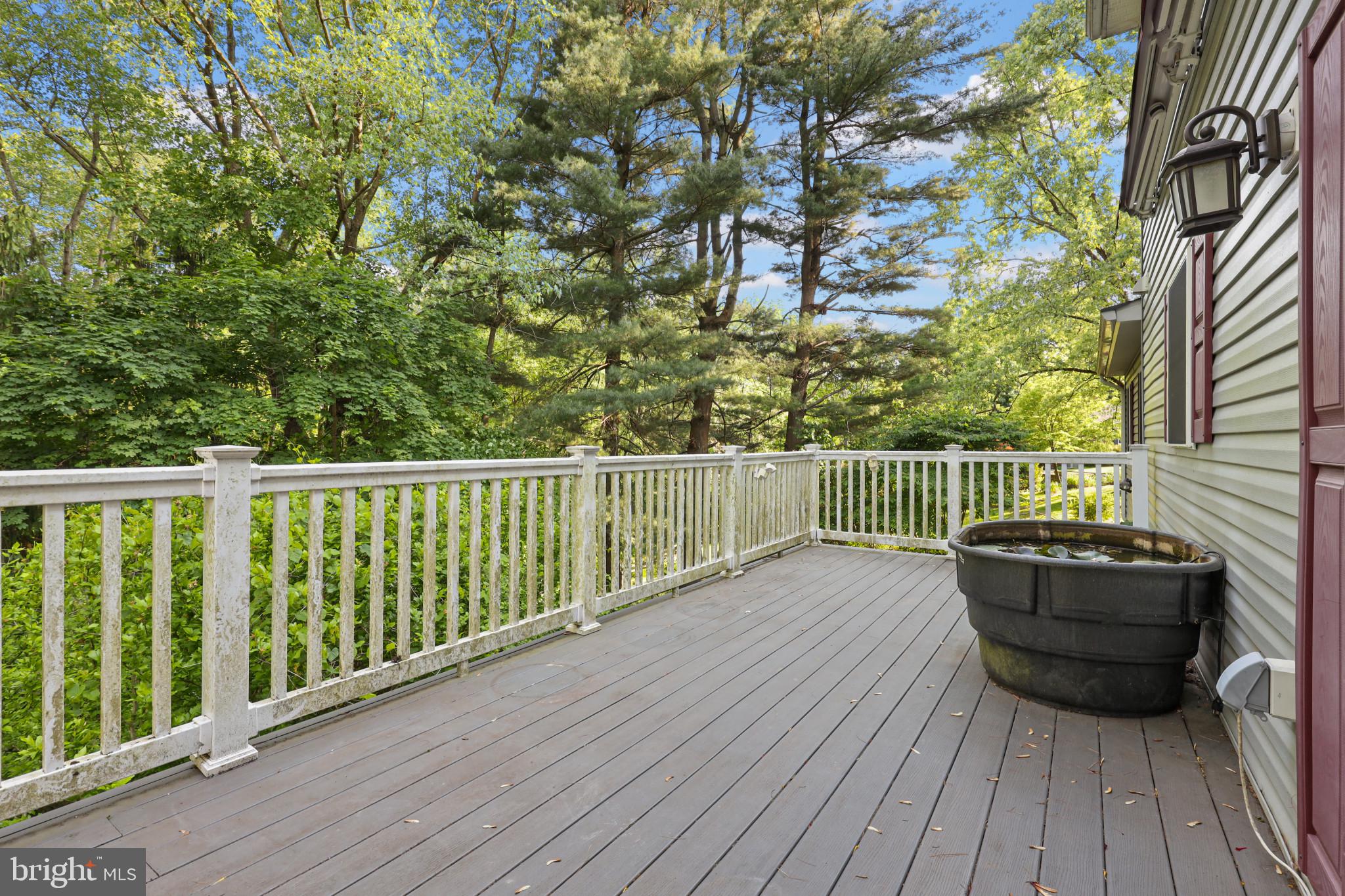 FOREST HILL - Residential