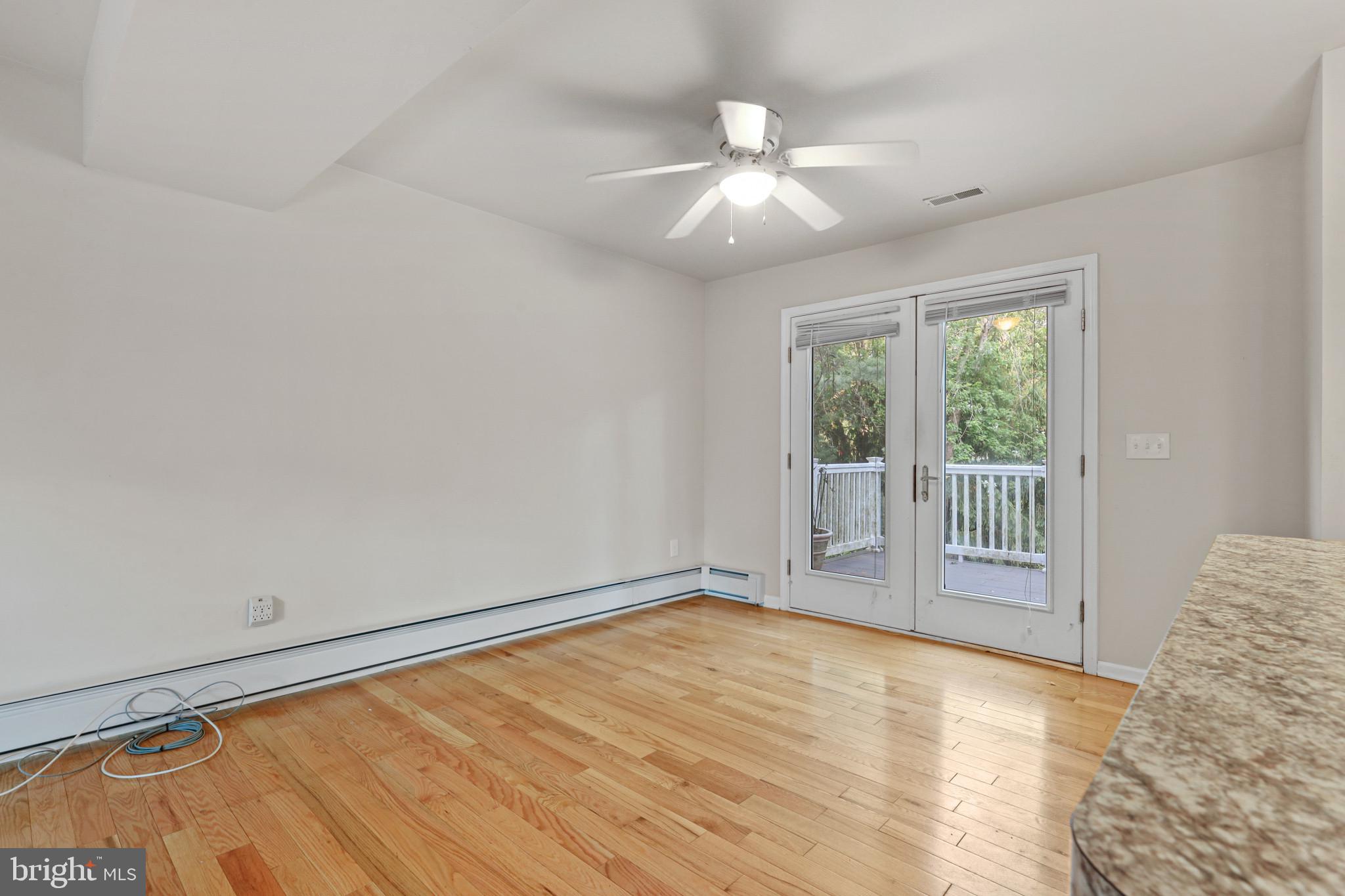 FOREST HILL - Residential