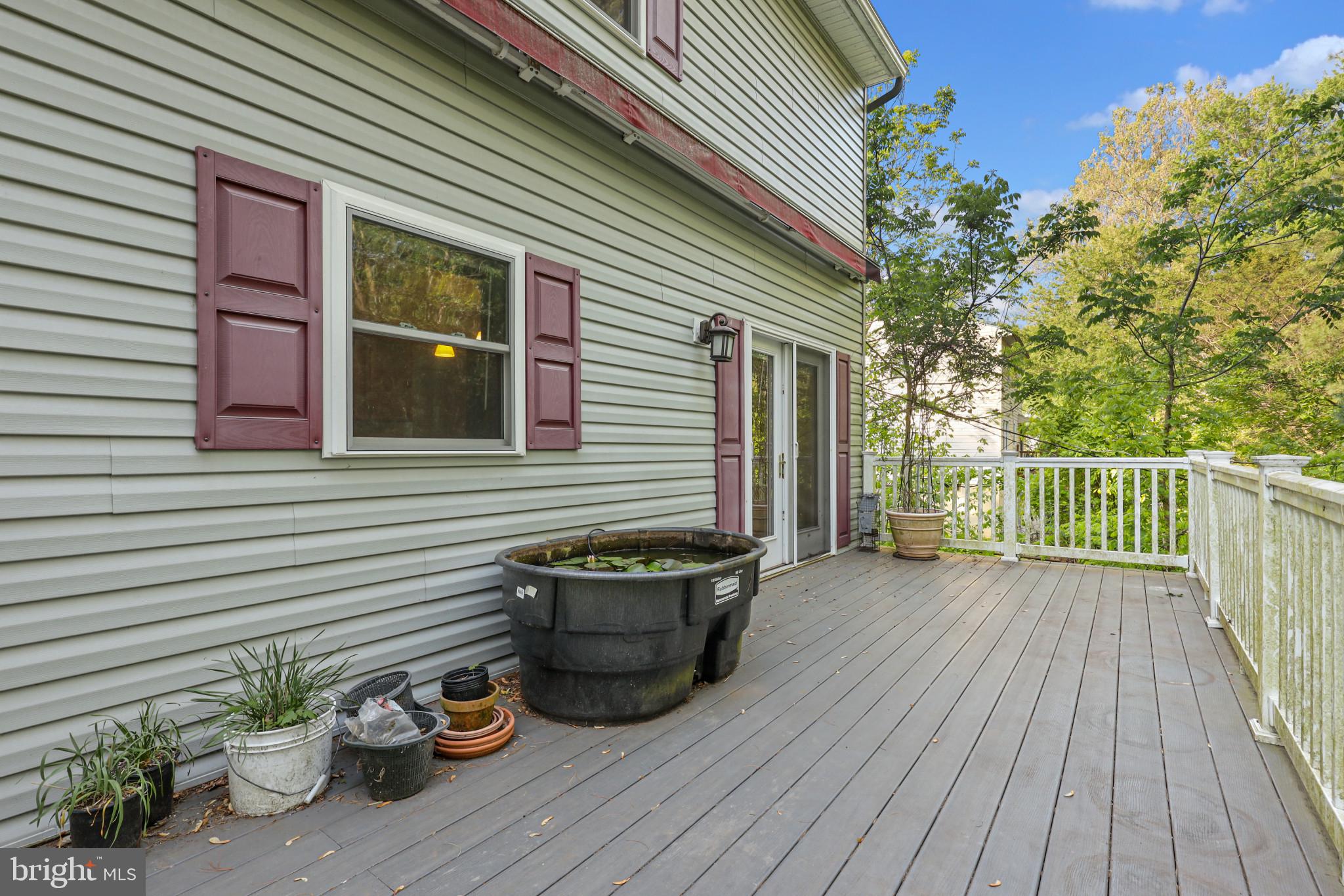 FOREST HILL - Residential