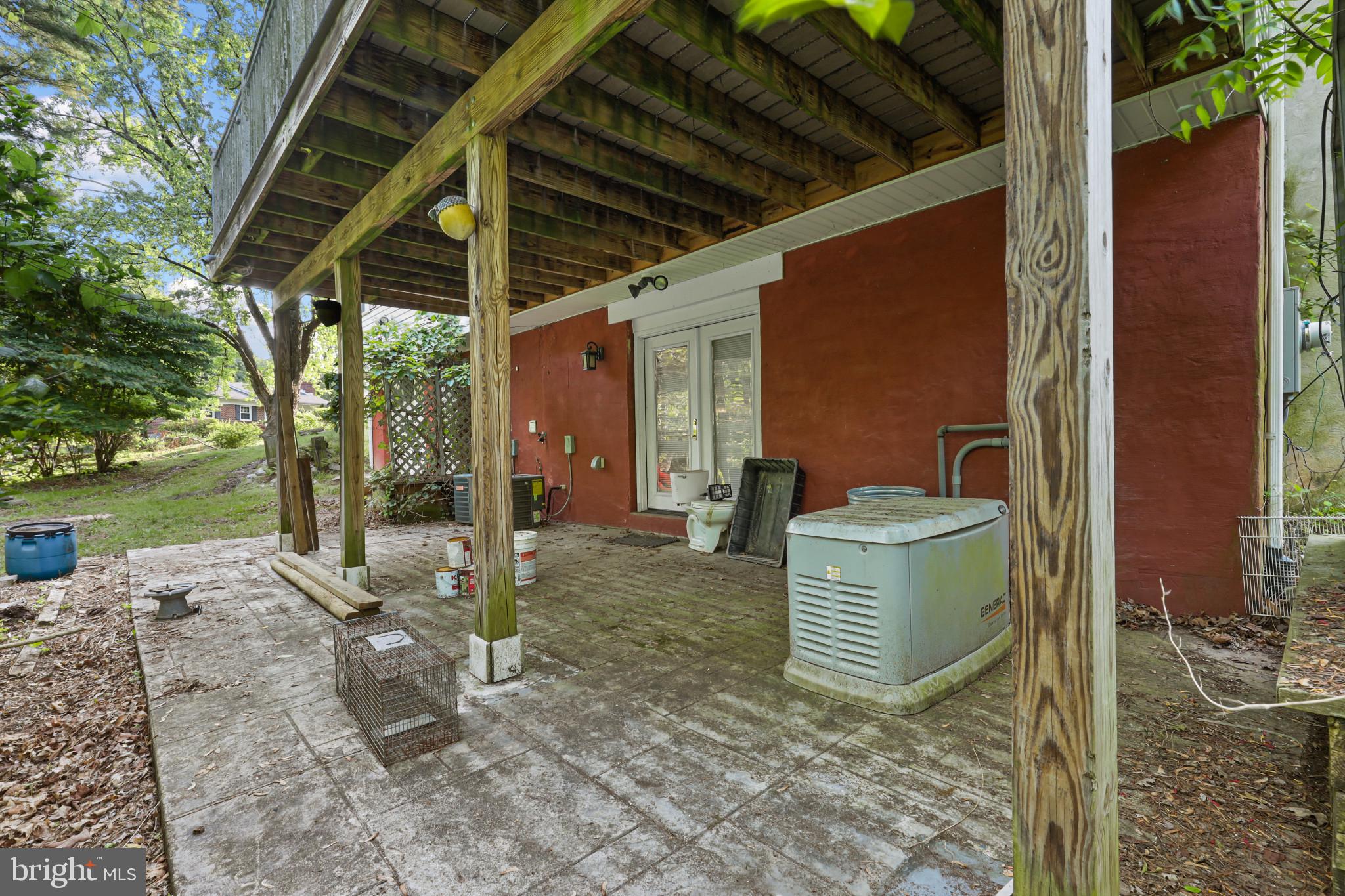 FOREST HILL - Residential