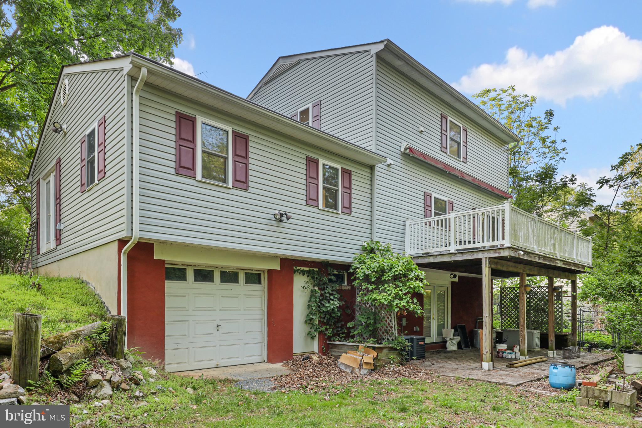 FOREST HILL - Residential