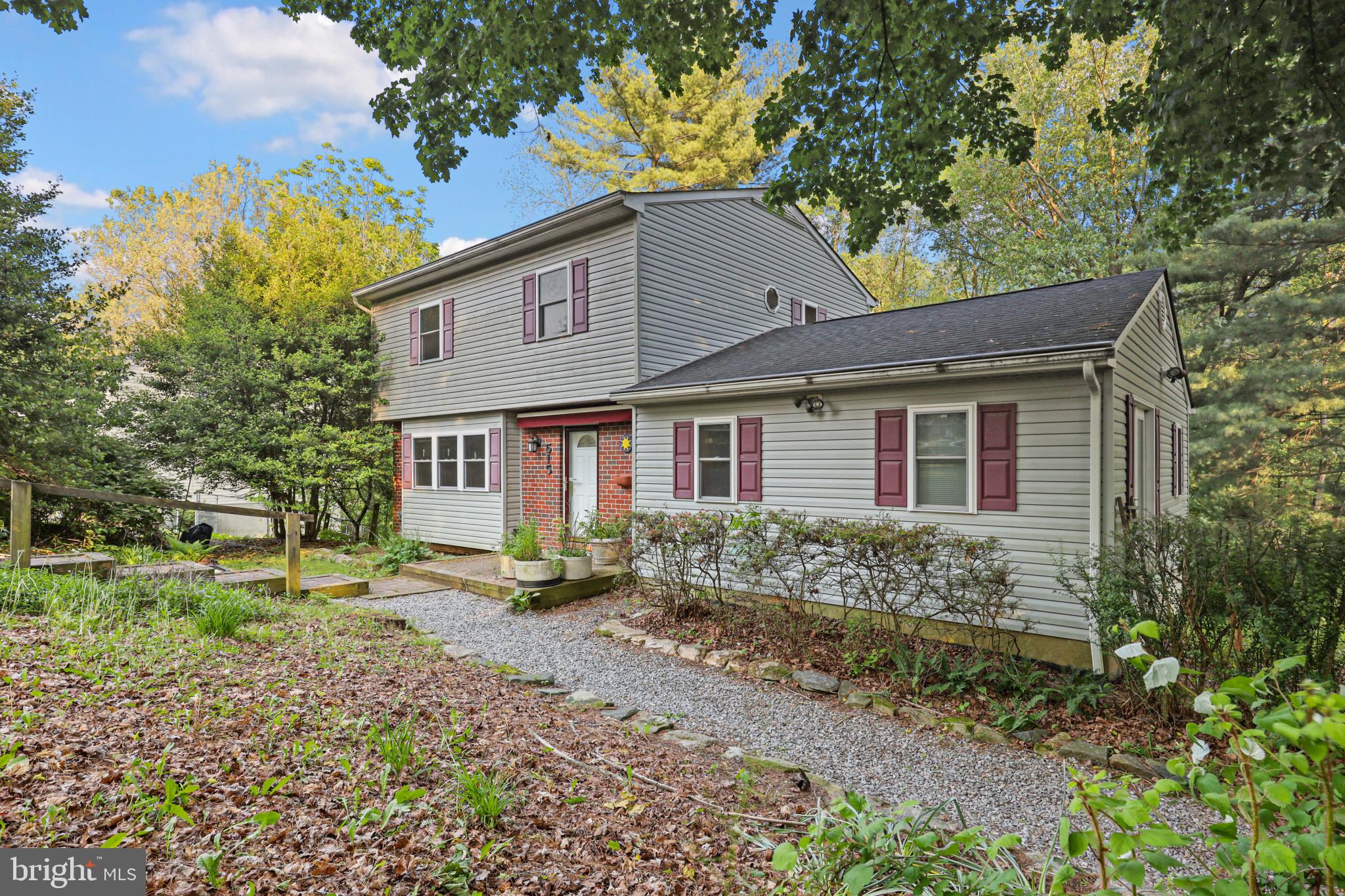 FOREST HILL - Residential