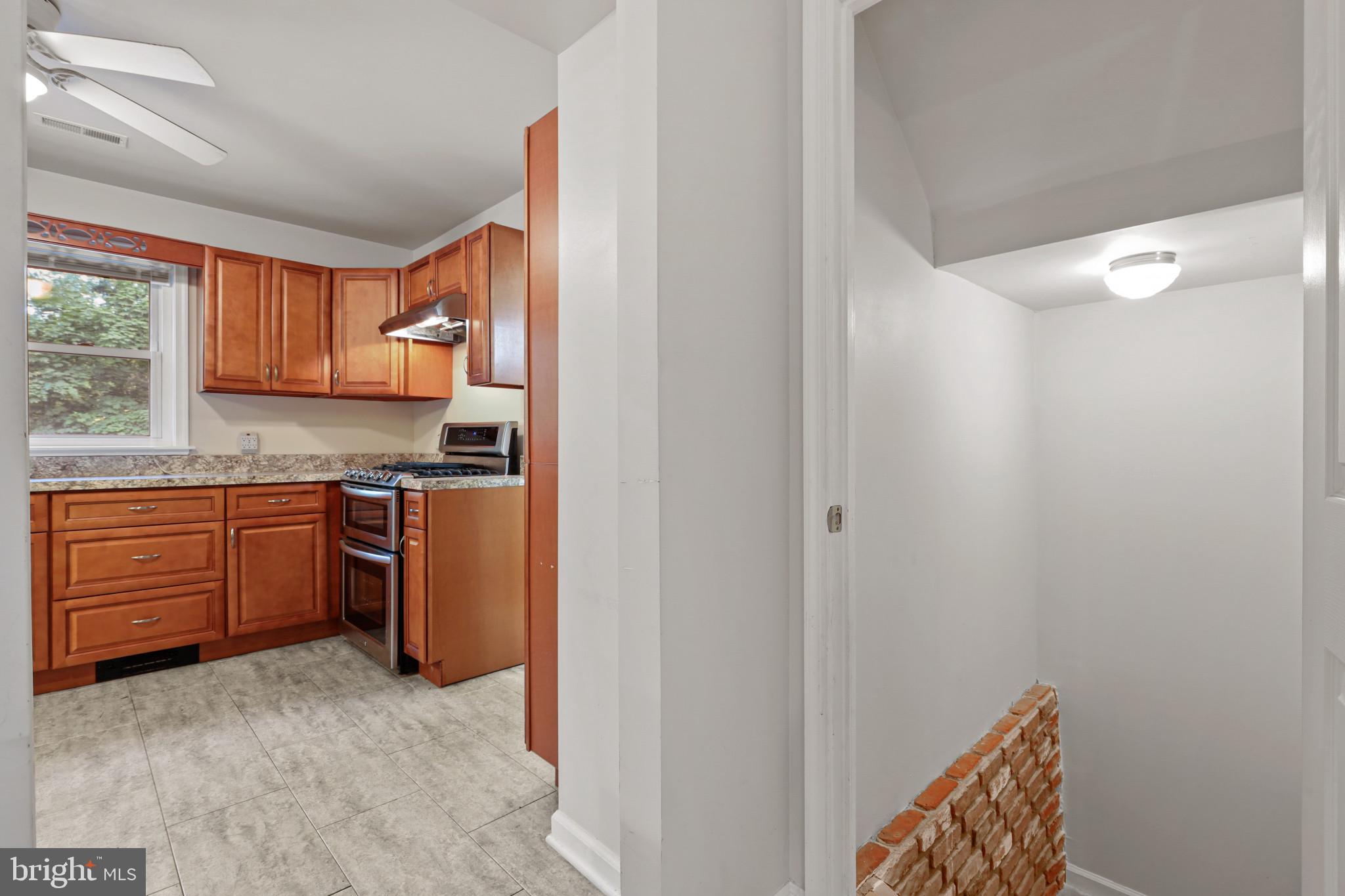 FOREST HILL - Residential