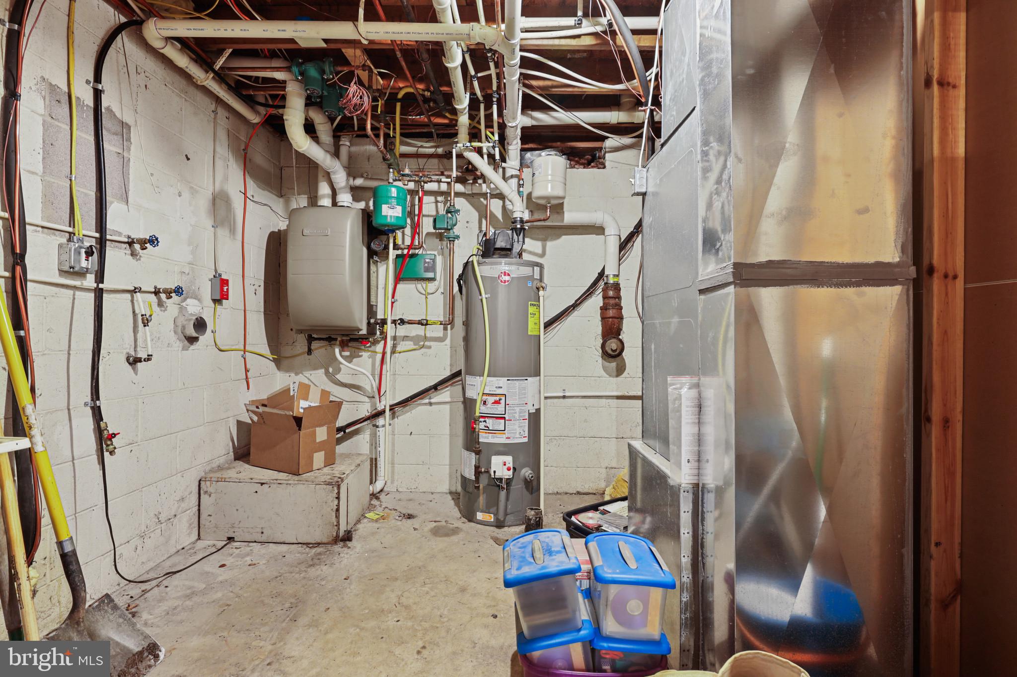 FOREST HILL - Residential