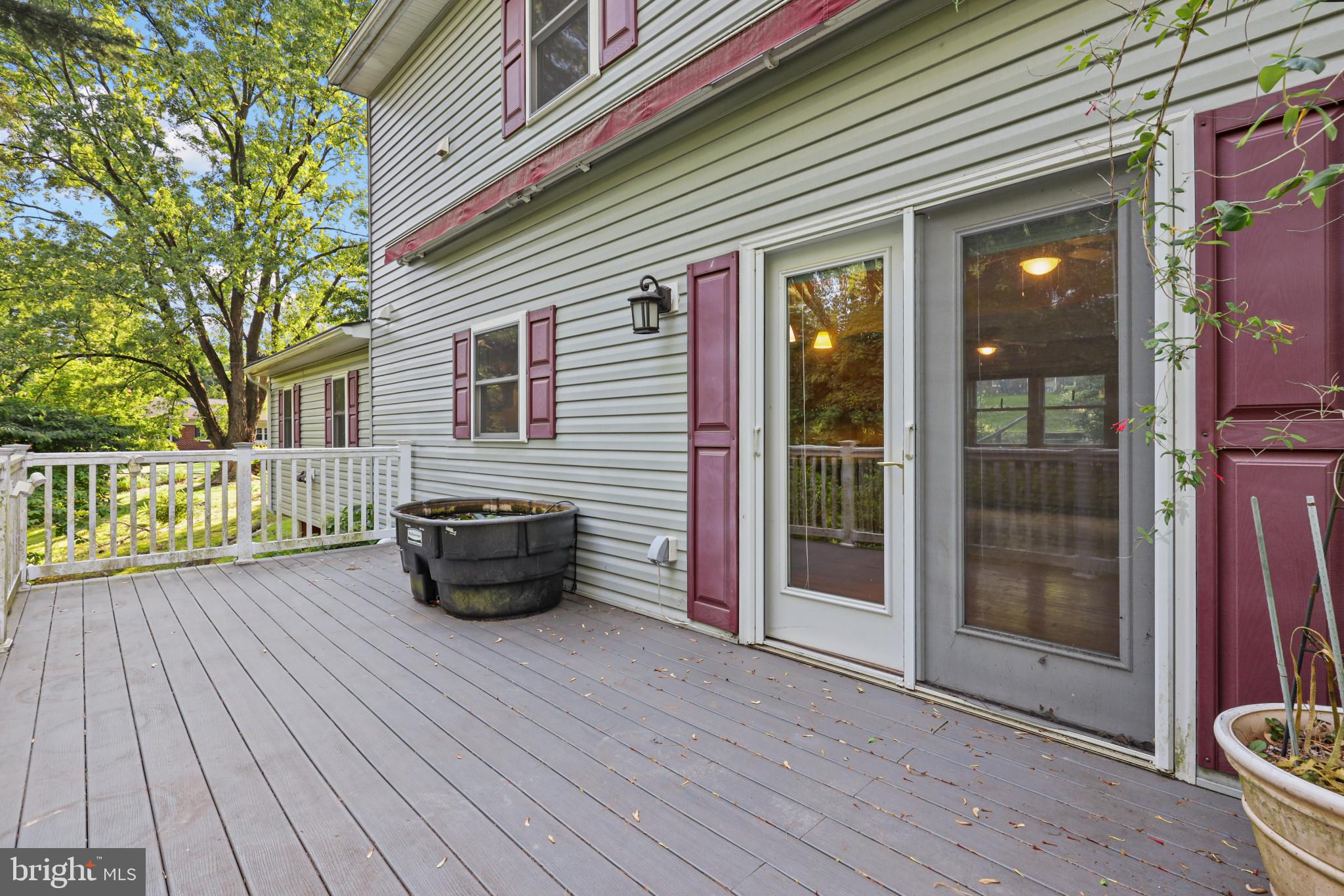 FOREST HILL - Residential