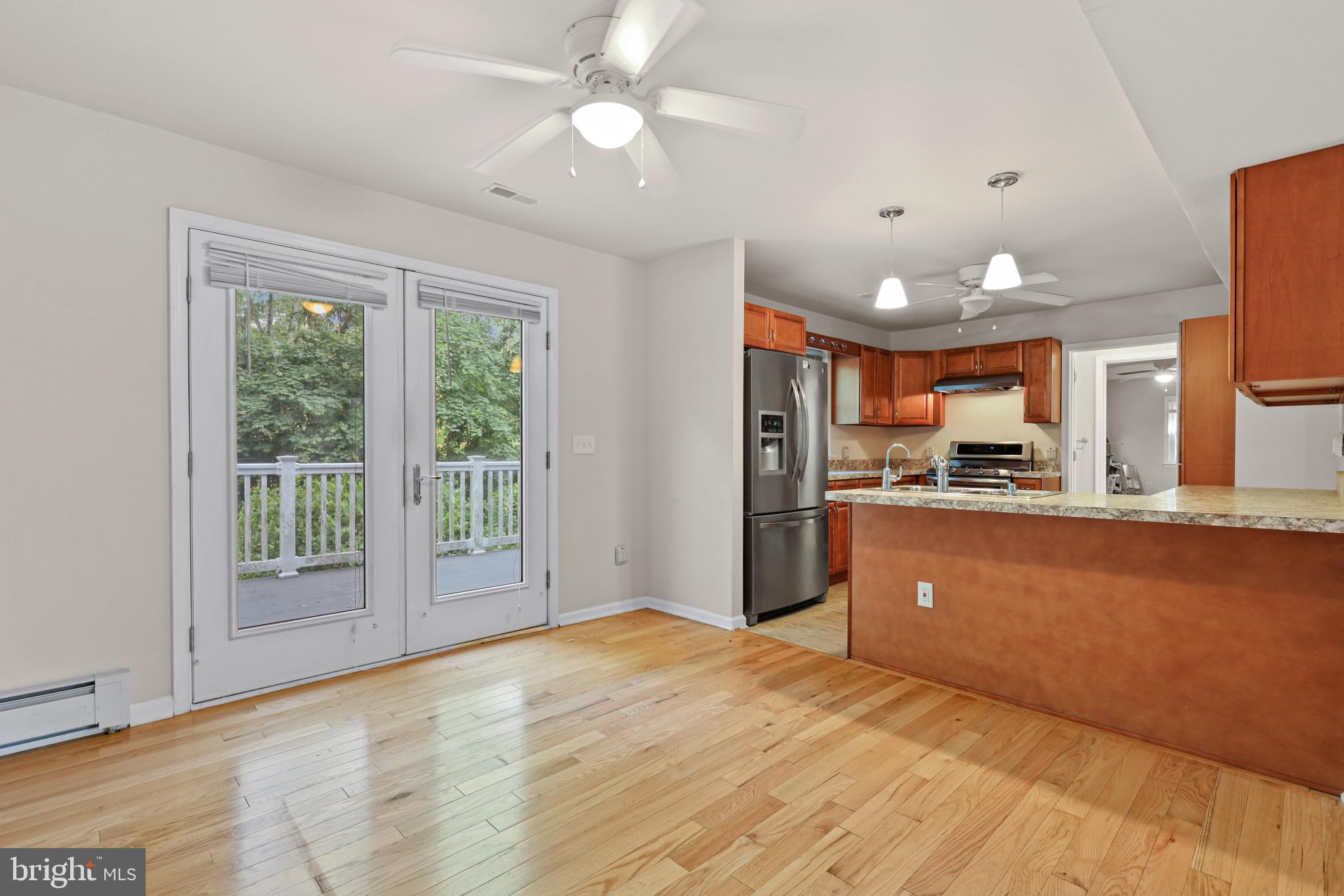 FOREST HILL - Residential