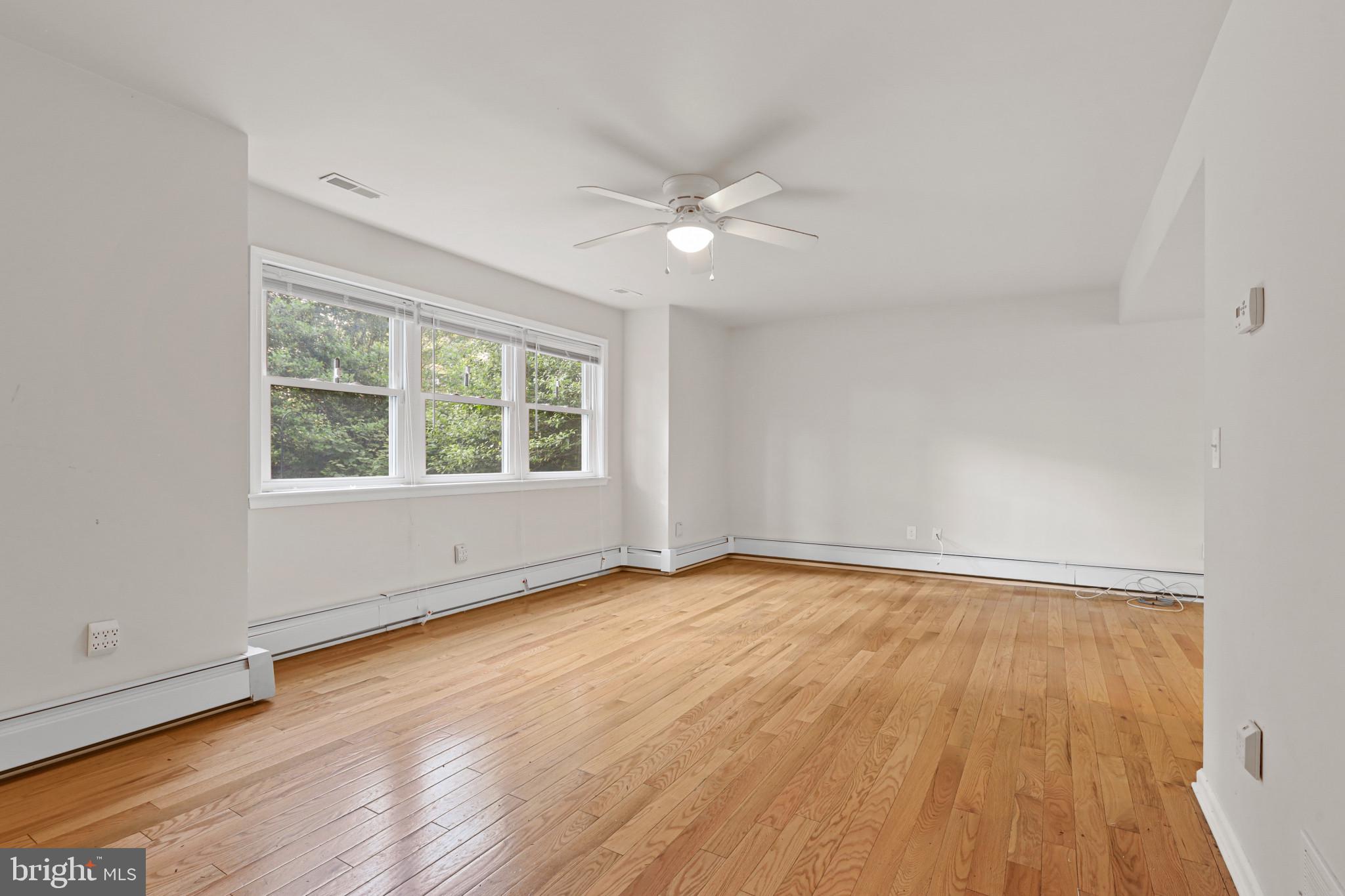 FOREST HILL - Residential