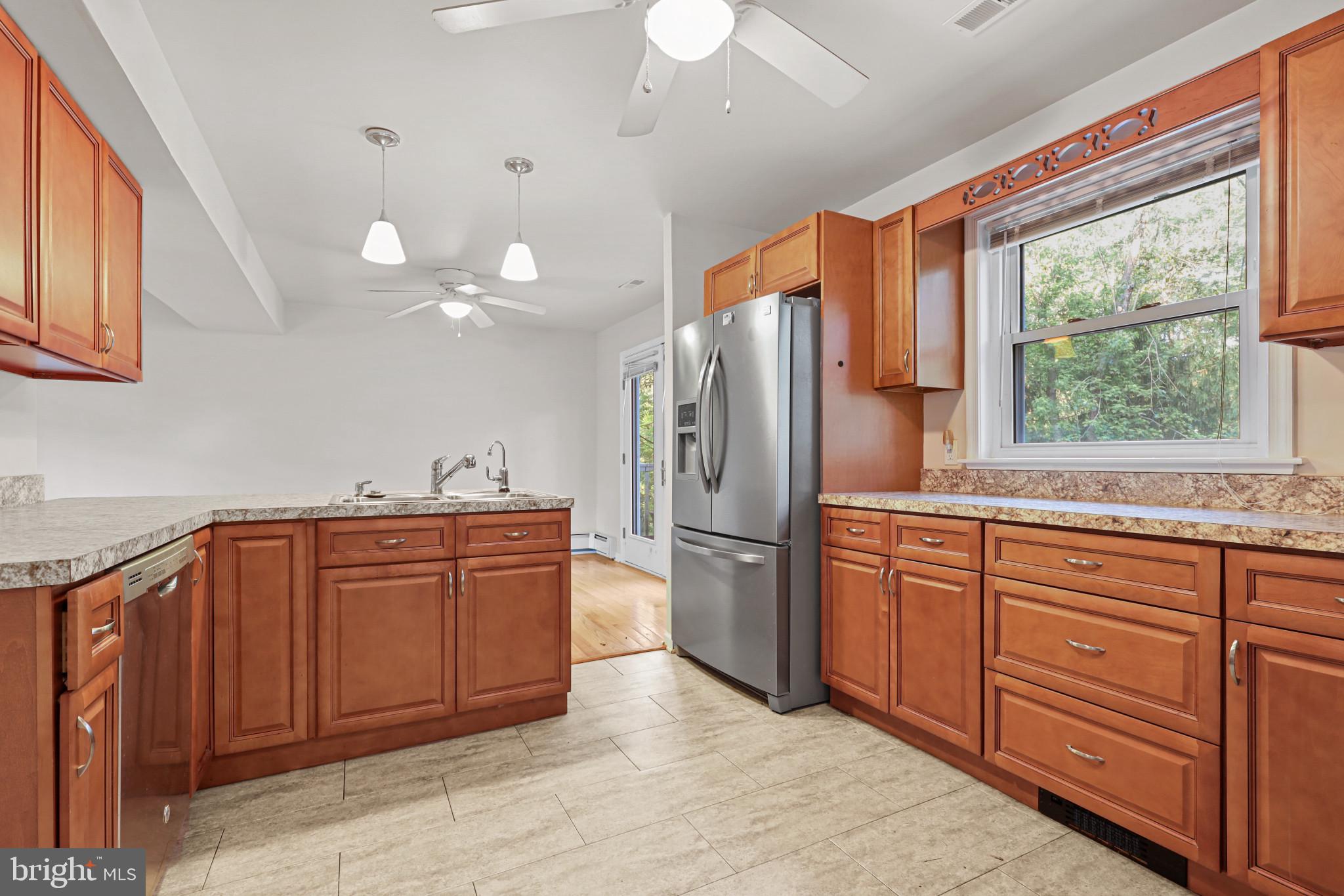 FOREST HILL - Residential