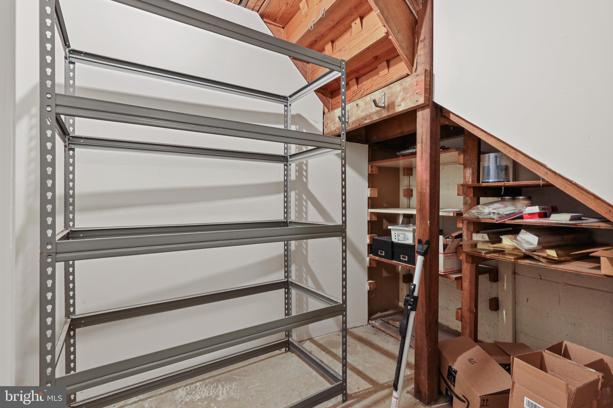 FOREST HILL - Residential