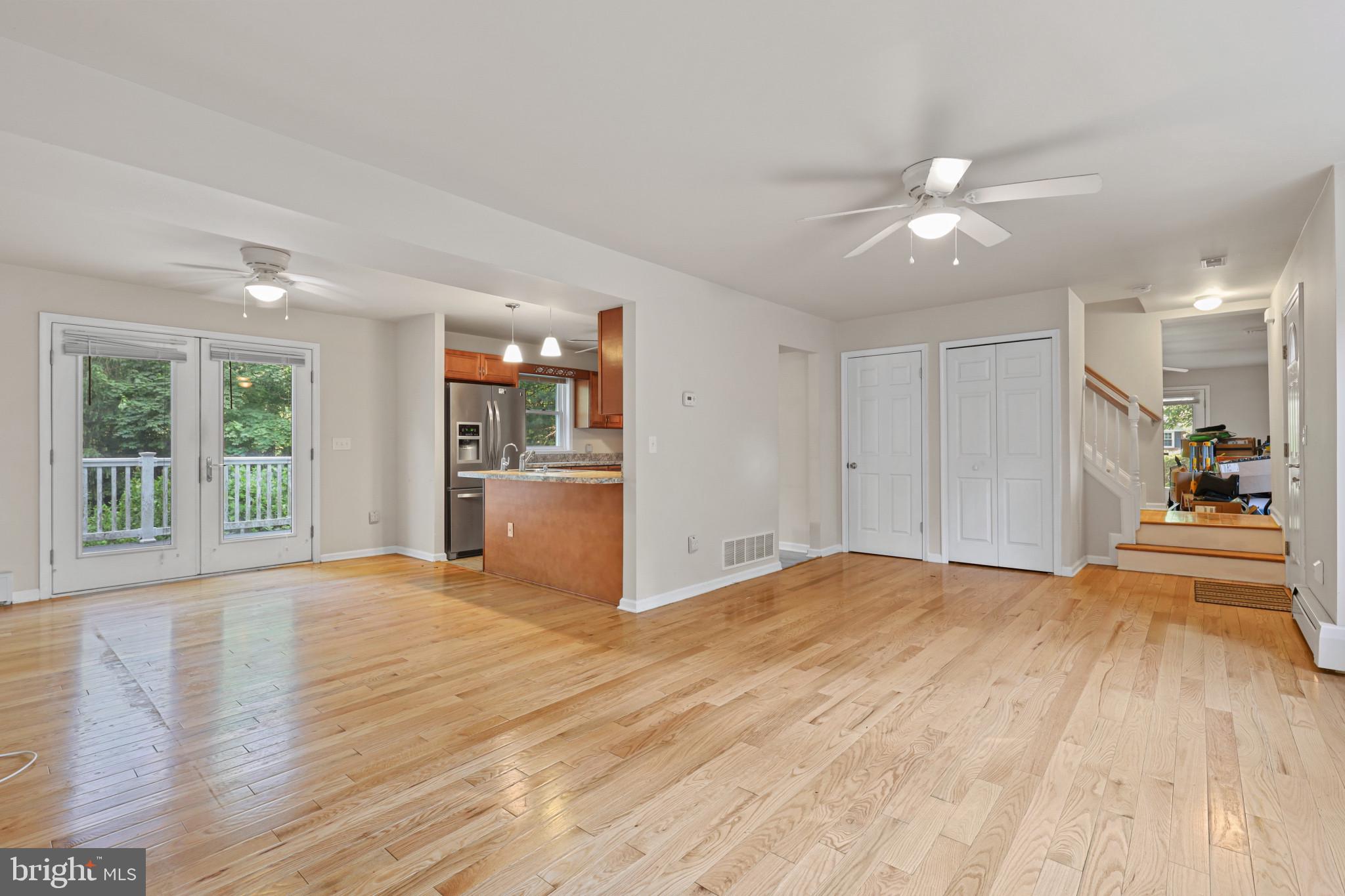 FOREST HILL - Residential