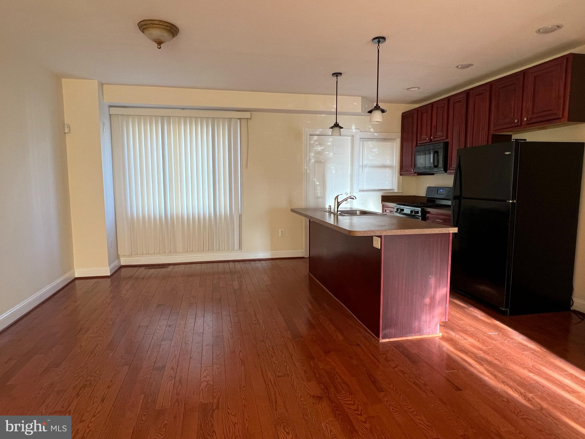 GREENSPRING - Residential