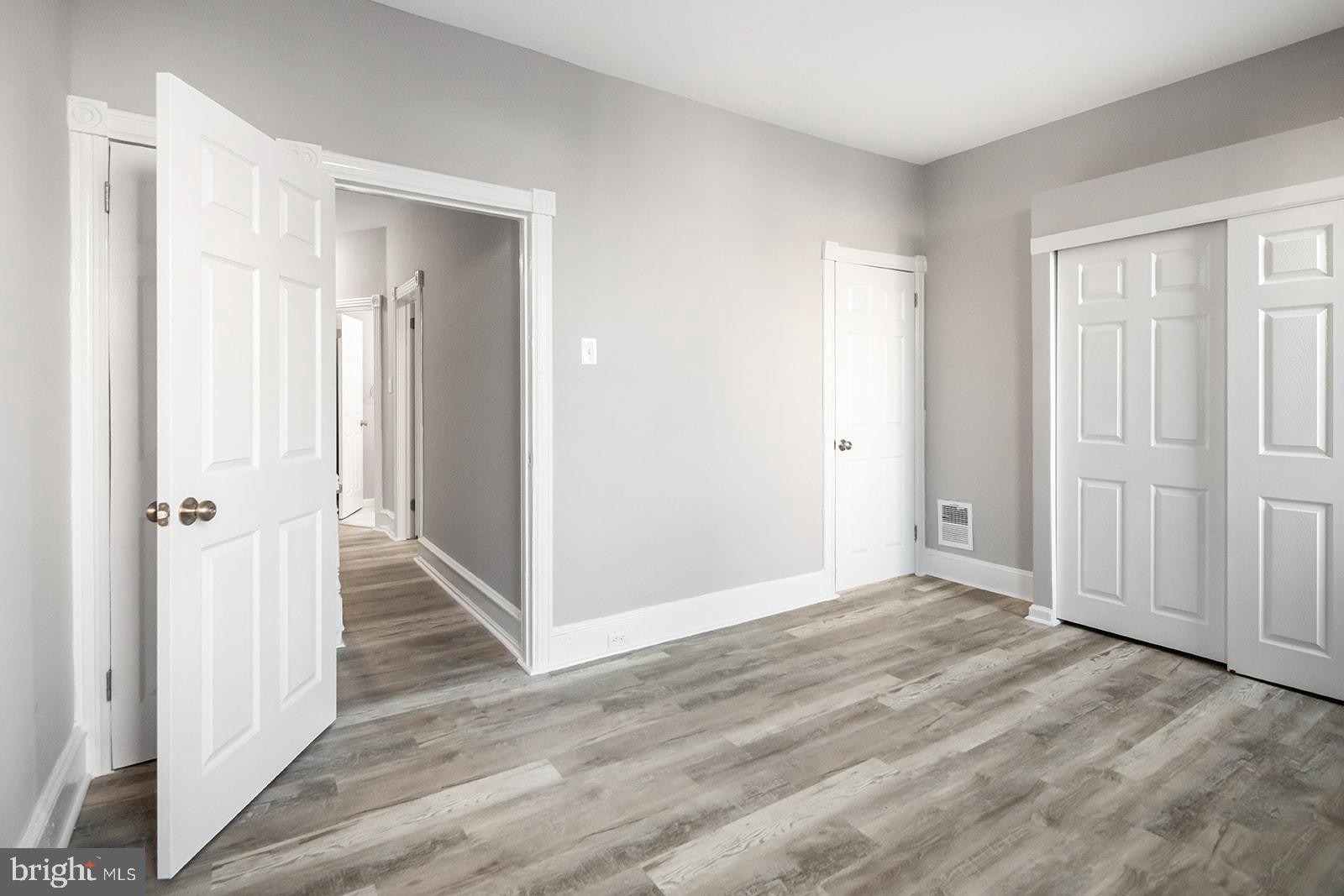 STRAWBERRY MANSION - Residential