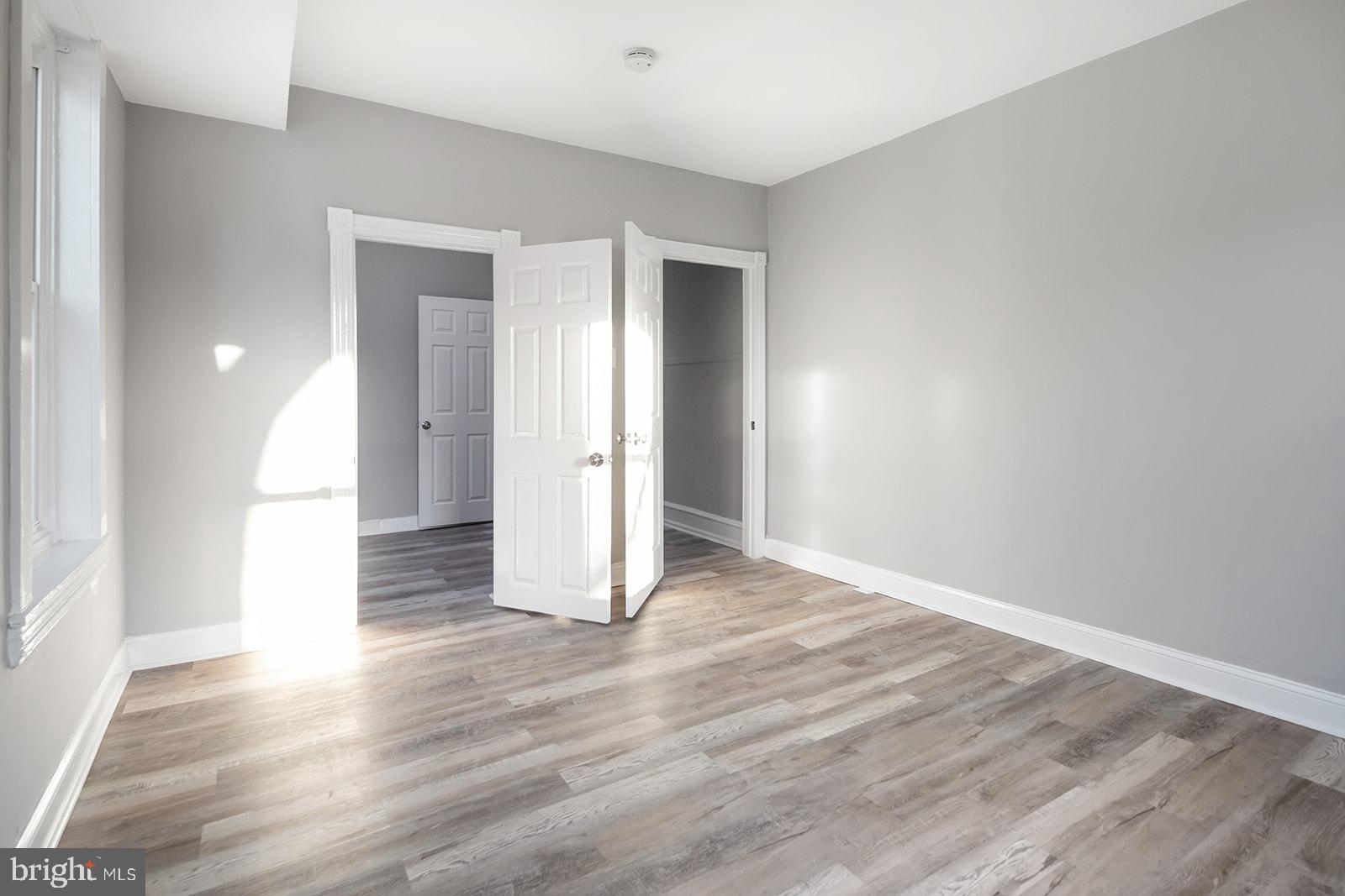 STRAWBERRY MANSION - Residential